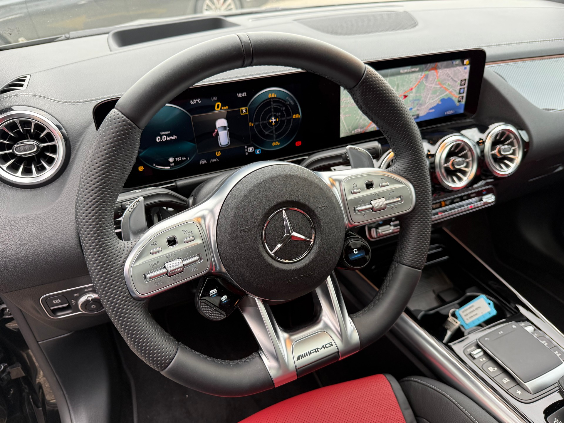 MERCEDES-BENZ GLA 45 S AMG 4Matic+ 8G-Speedshift DCT-image-13
