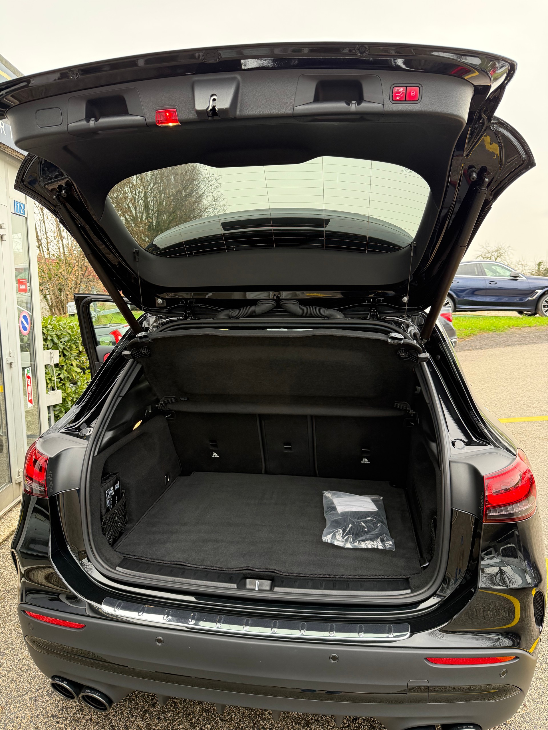 MERCEDES-BENZ GLA 45 S AMG 4Matic+ 8G-Speedshift DCT-image-16