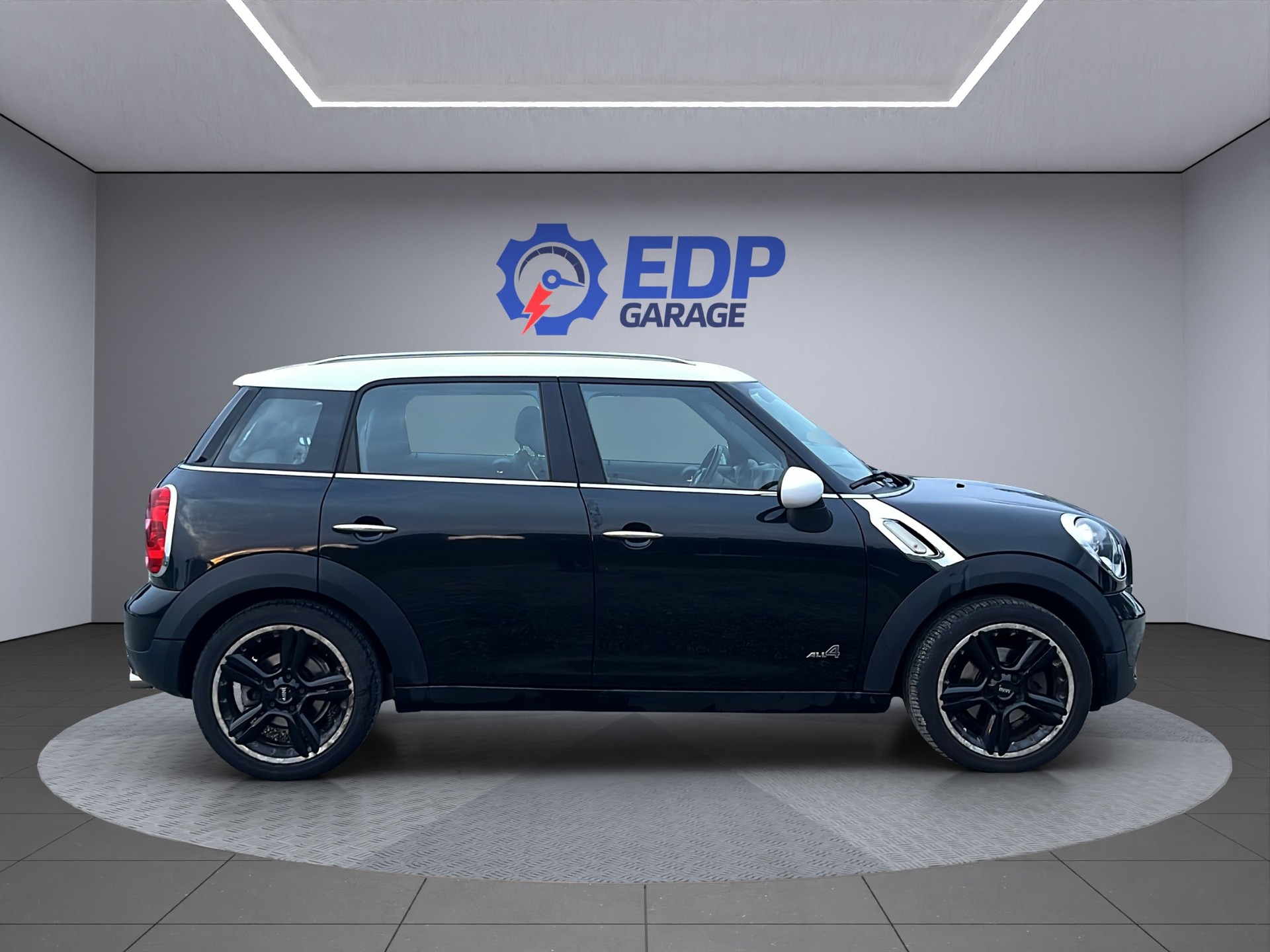 MINI Countryman Cooper D ALL4 Steptronic-image-4