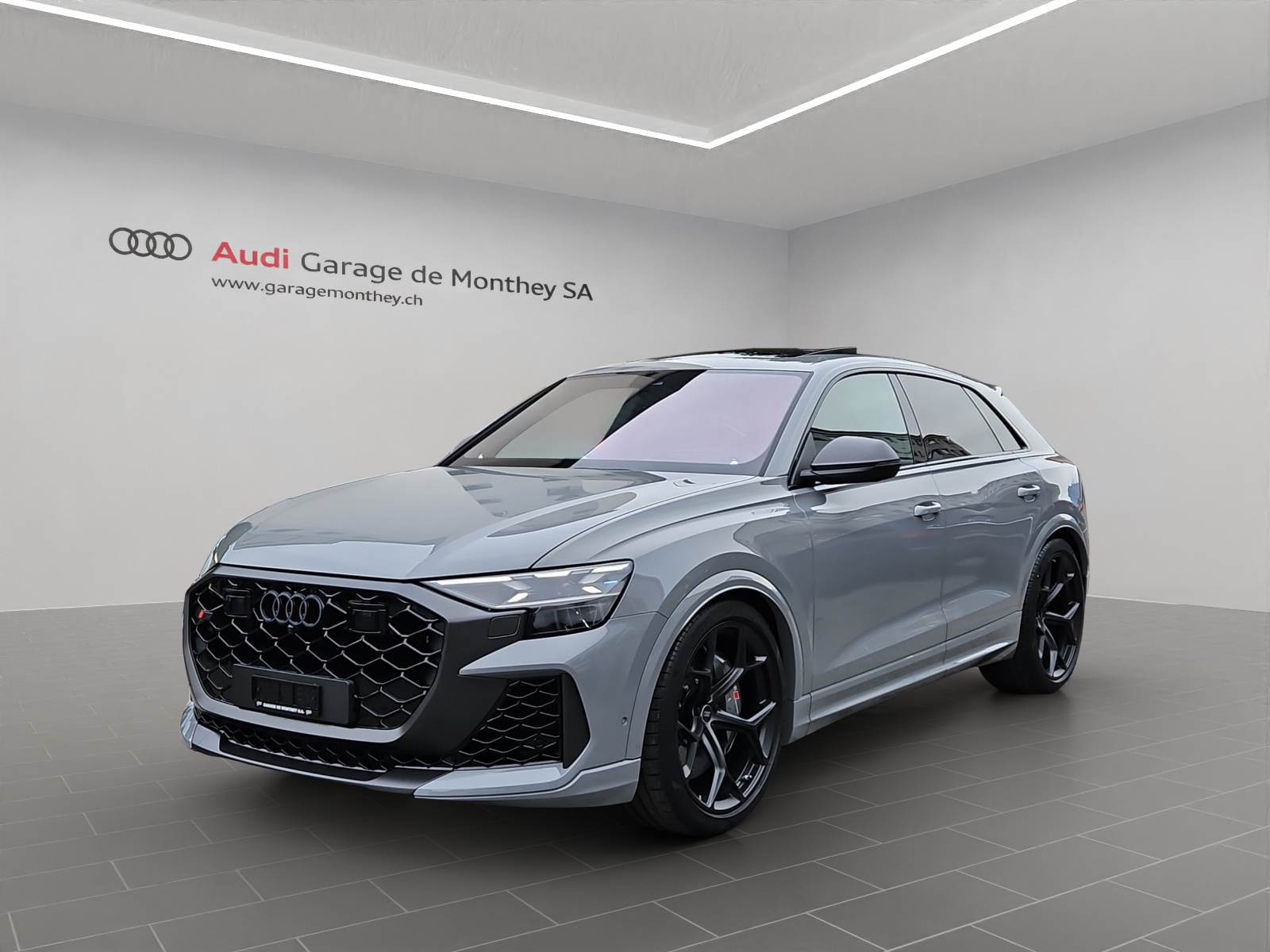 AUDI RSQ8 performance quattro-image-0