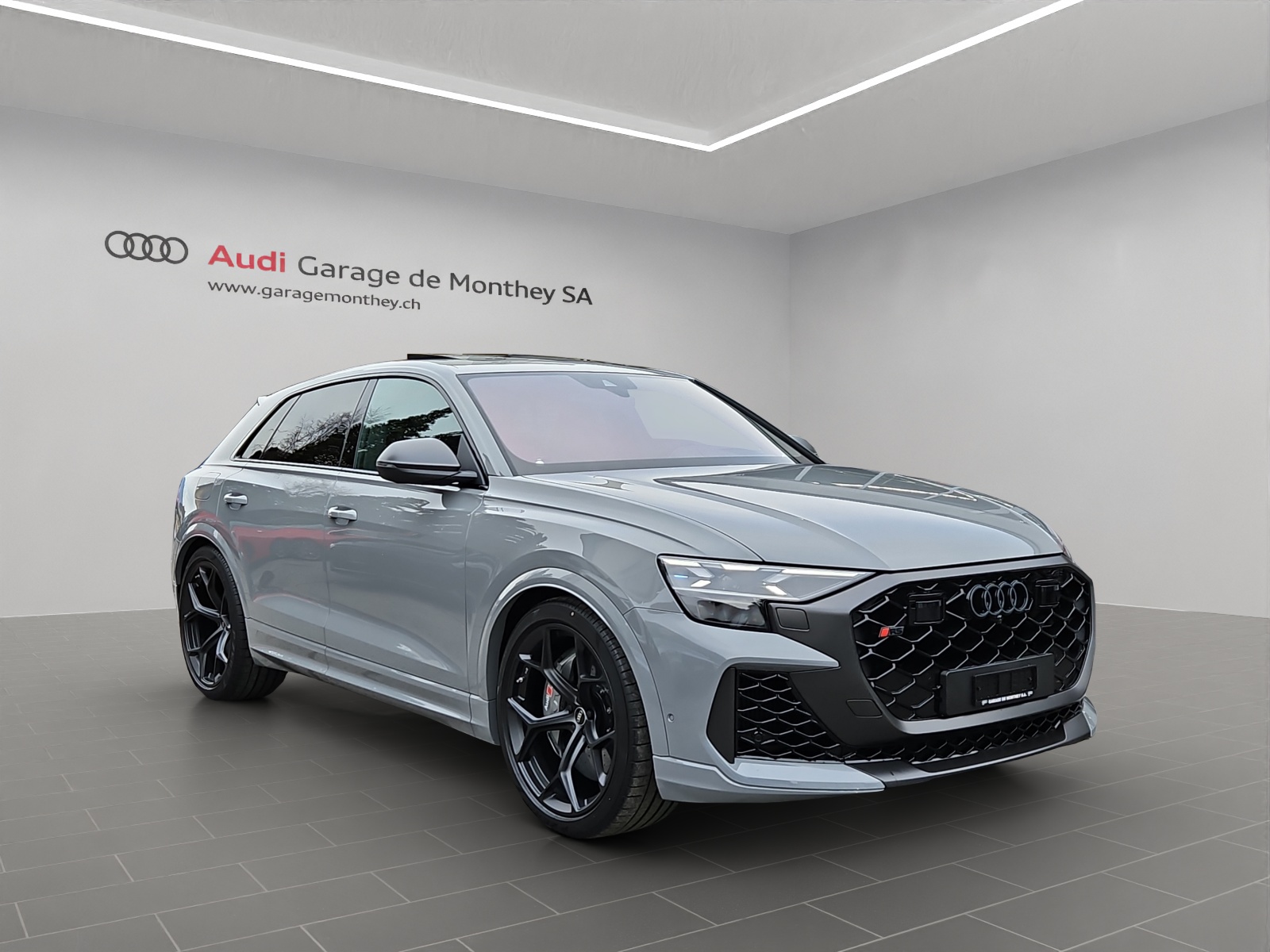 AUDI RSQ8 performance quattro-image-2