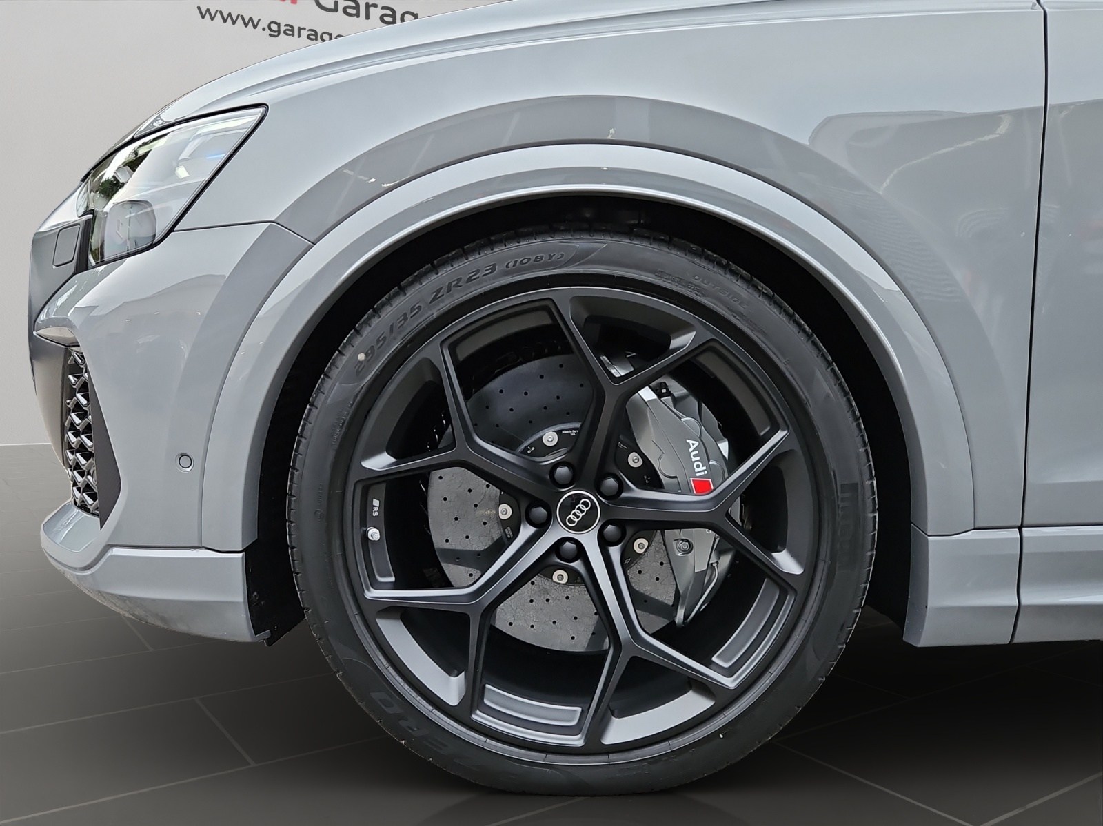 AUDI RSQ8 performance quattro-image-6