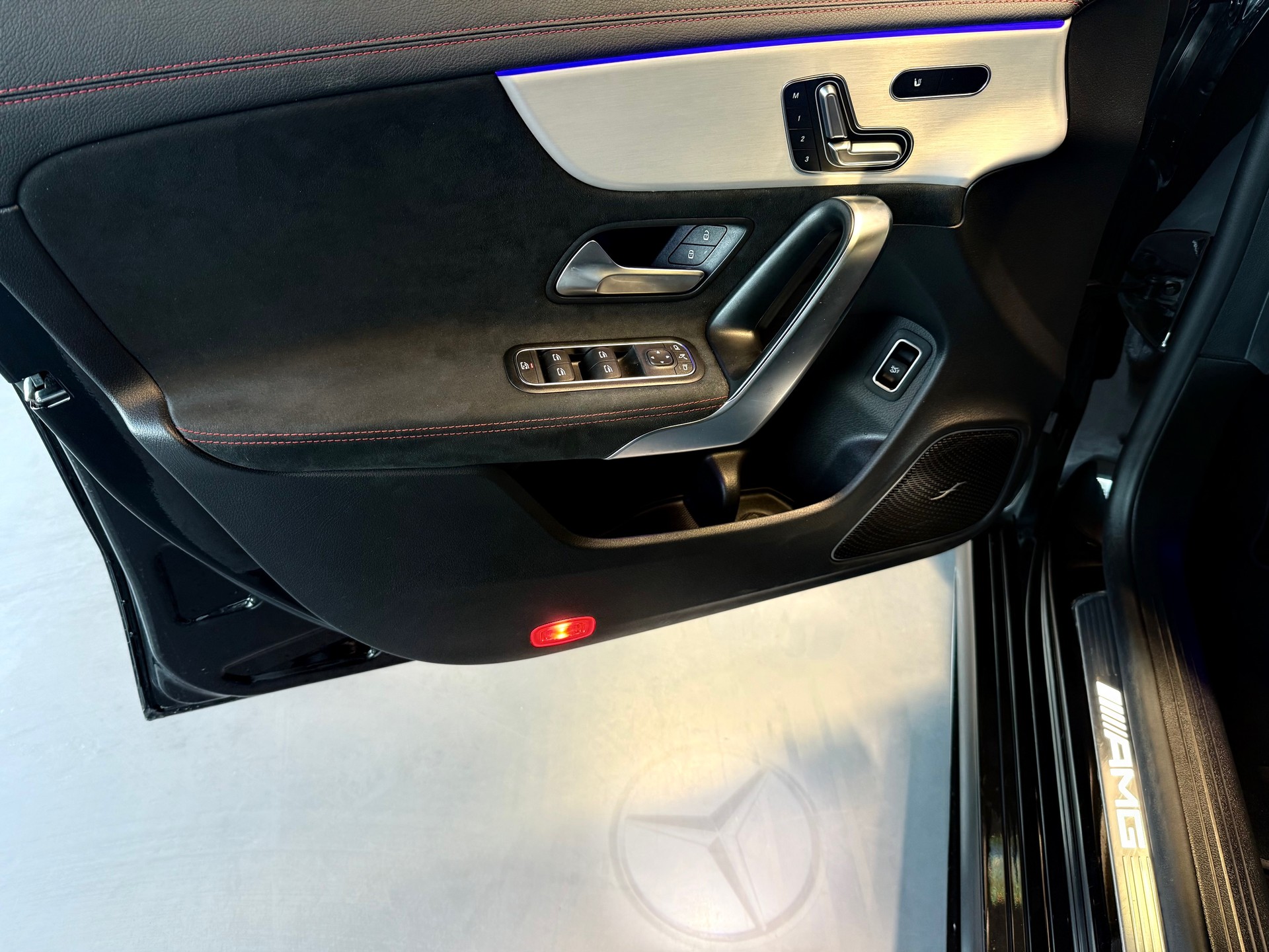 MERCEDES-BENZ CLA 45 S AMG 4Matic+ 8G-DCT-image-10