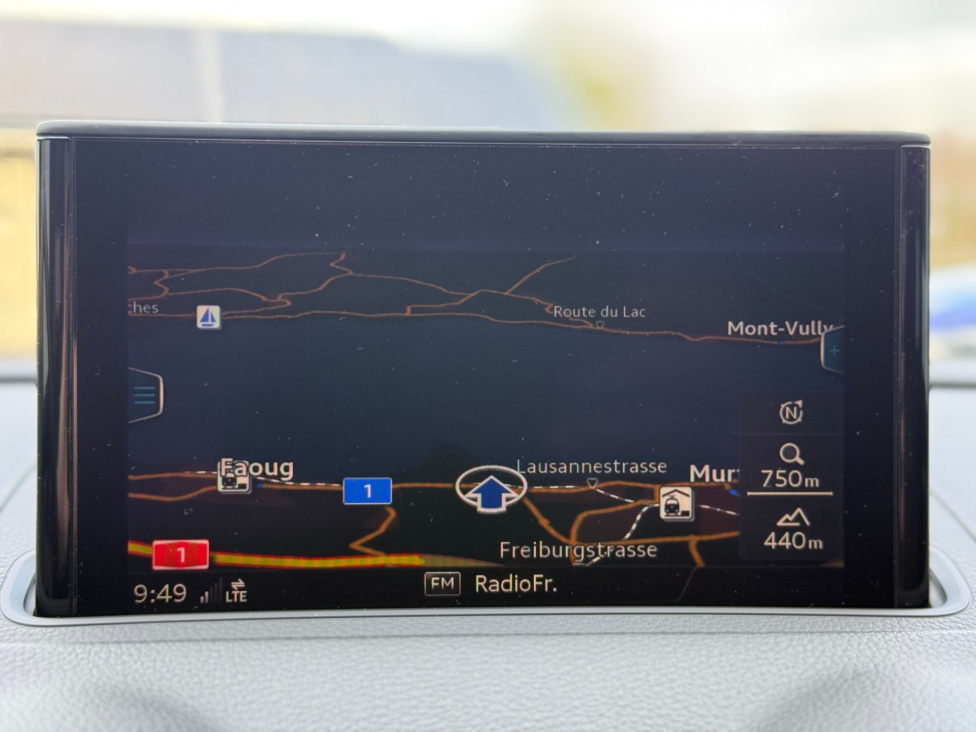 AUDI A3 Limousine 35 TDI Sport S-tronic-image-21