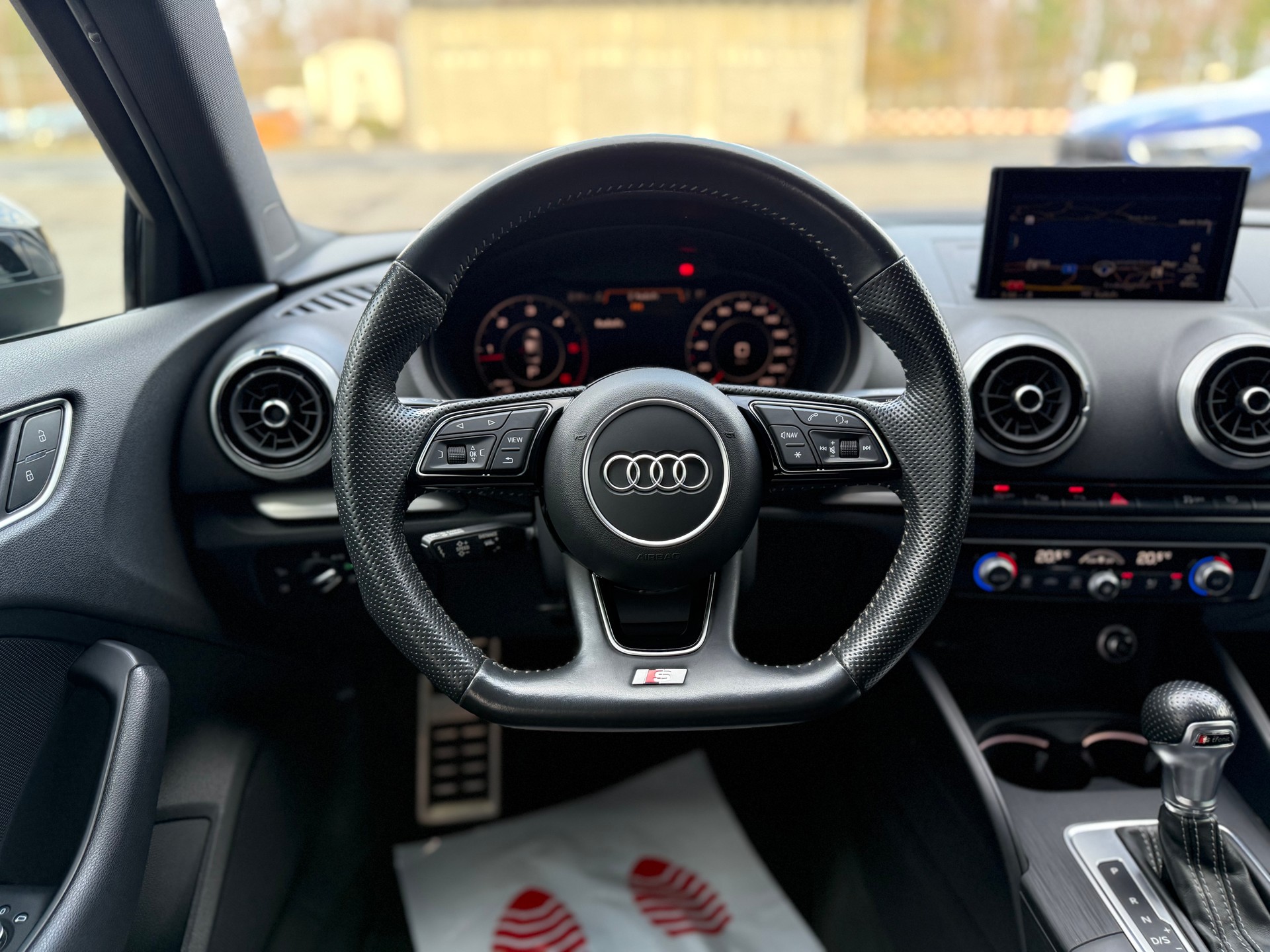 AUDI A3 Limousine 35 TDI Sport S-tronic-image-17
