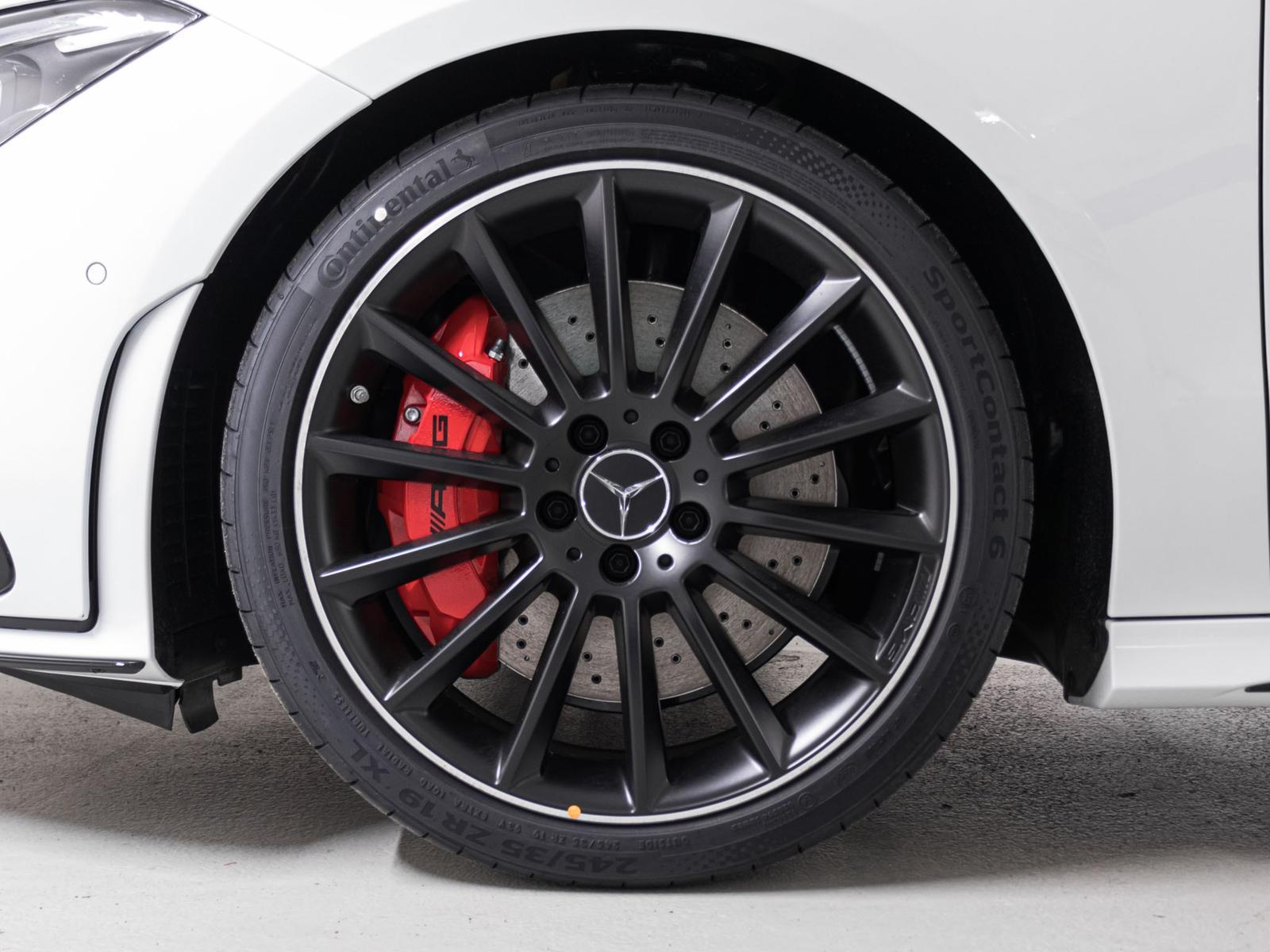 MERCEDES-BENZ CLA 35 AMG 4MATIC Shooting Brake-image-14