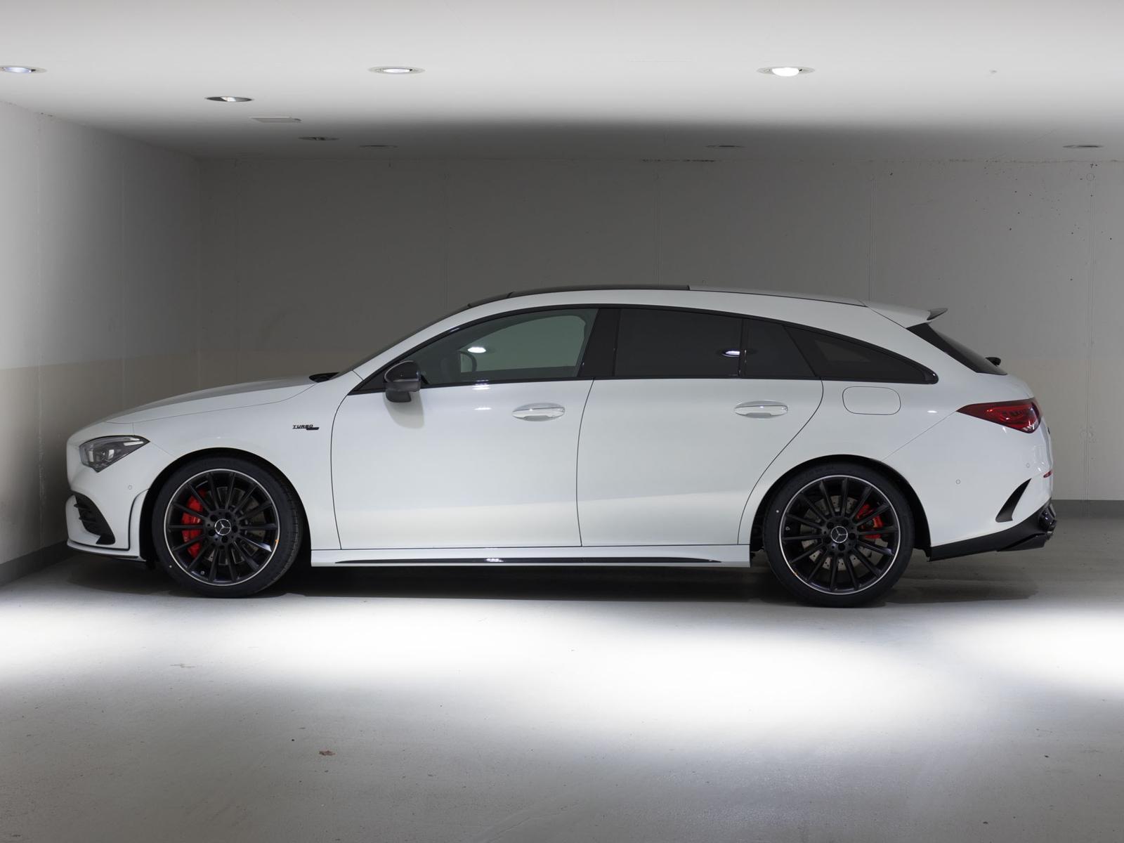 MERCEDES-BENZ CLA 35 AMG 4MATIC Shooting Brake-image-5