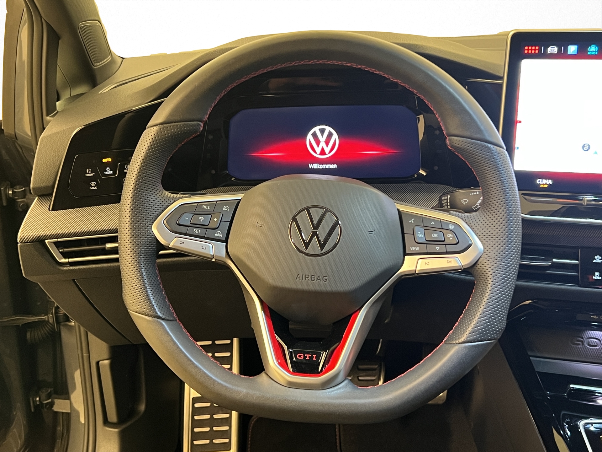 VW Golf 8 2.0 TSI GTI DSG-image-4
