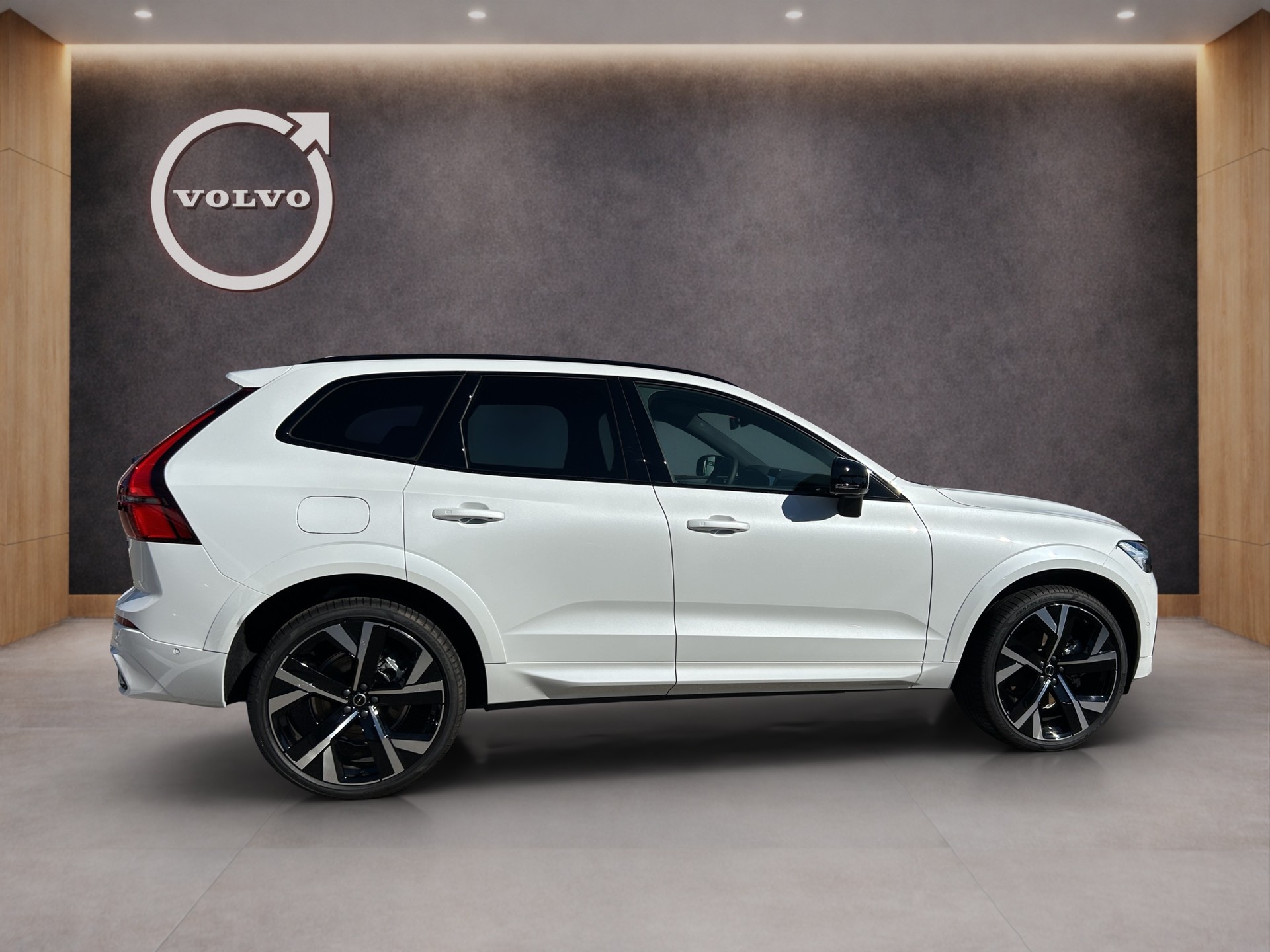 VOLVO XC60 2.0 T8 TE Black Edition eAWD-image-6