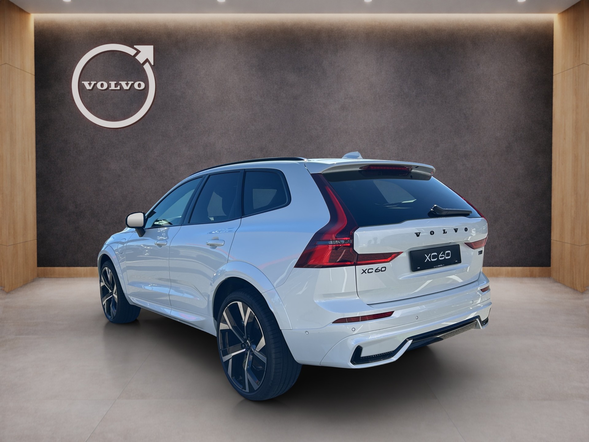 VOLVO XC60 2.0 T8 TE Black Edition eAWD-image-3