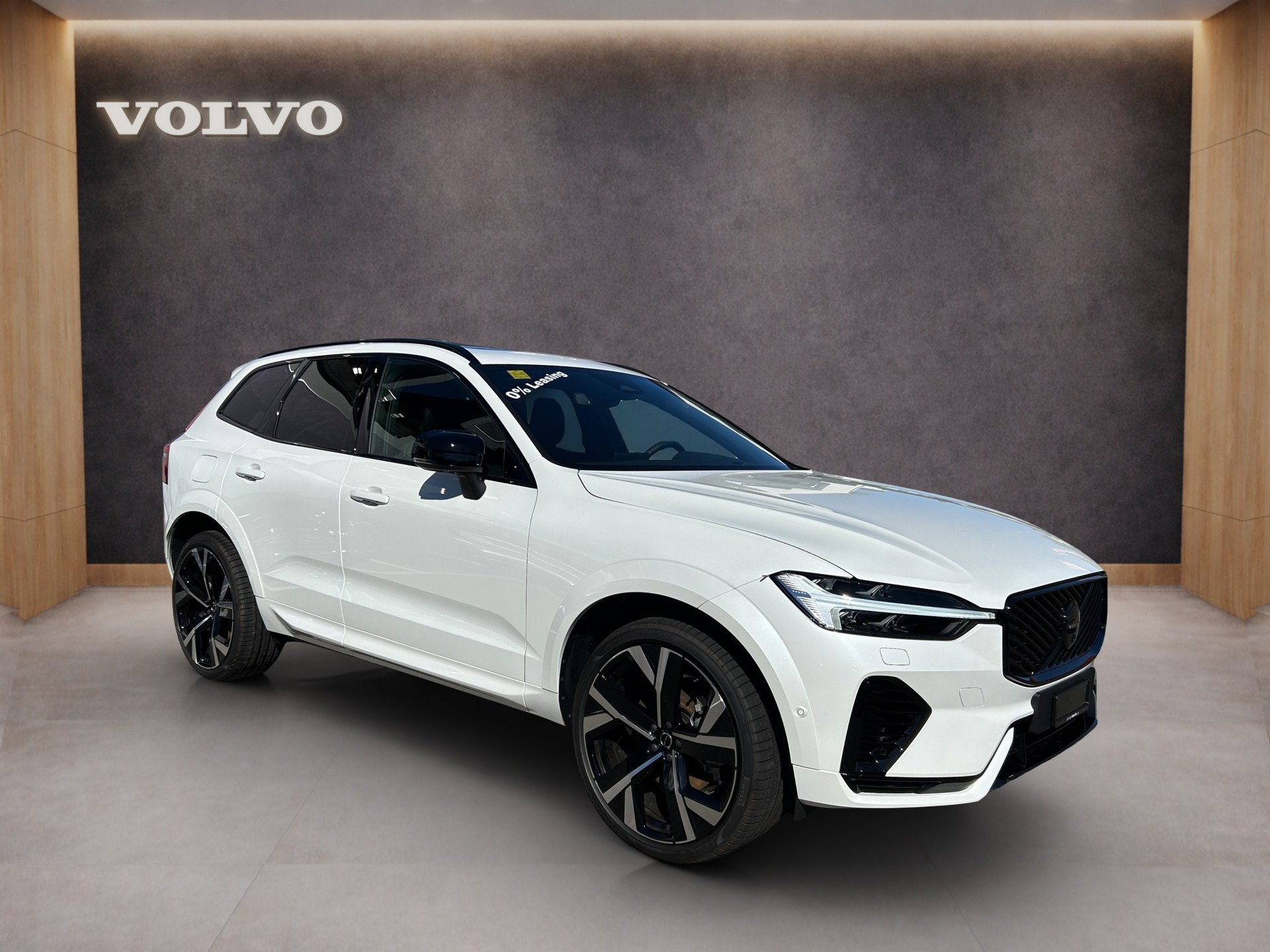 VOLVO XC60 2.0 T8 TE Black Edition eAWD-image-6