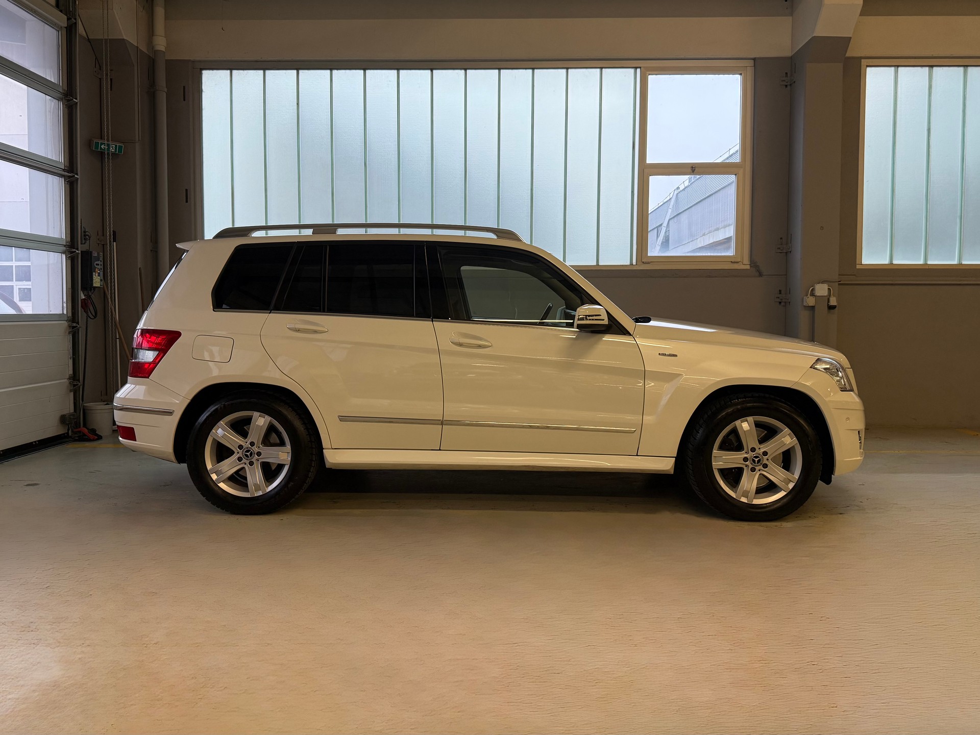 MERCEDES-BENZ GLK 220 CDI BlueEfficiency 4Matic 7G-Tronic-image-3