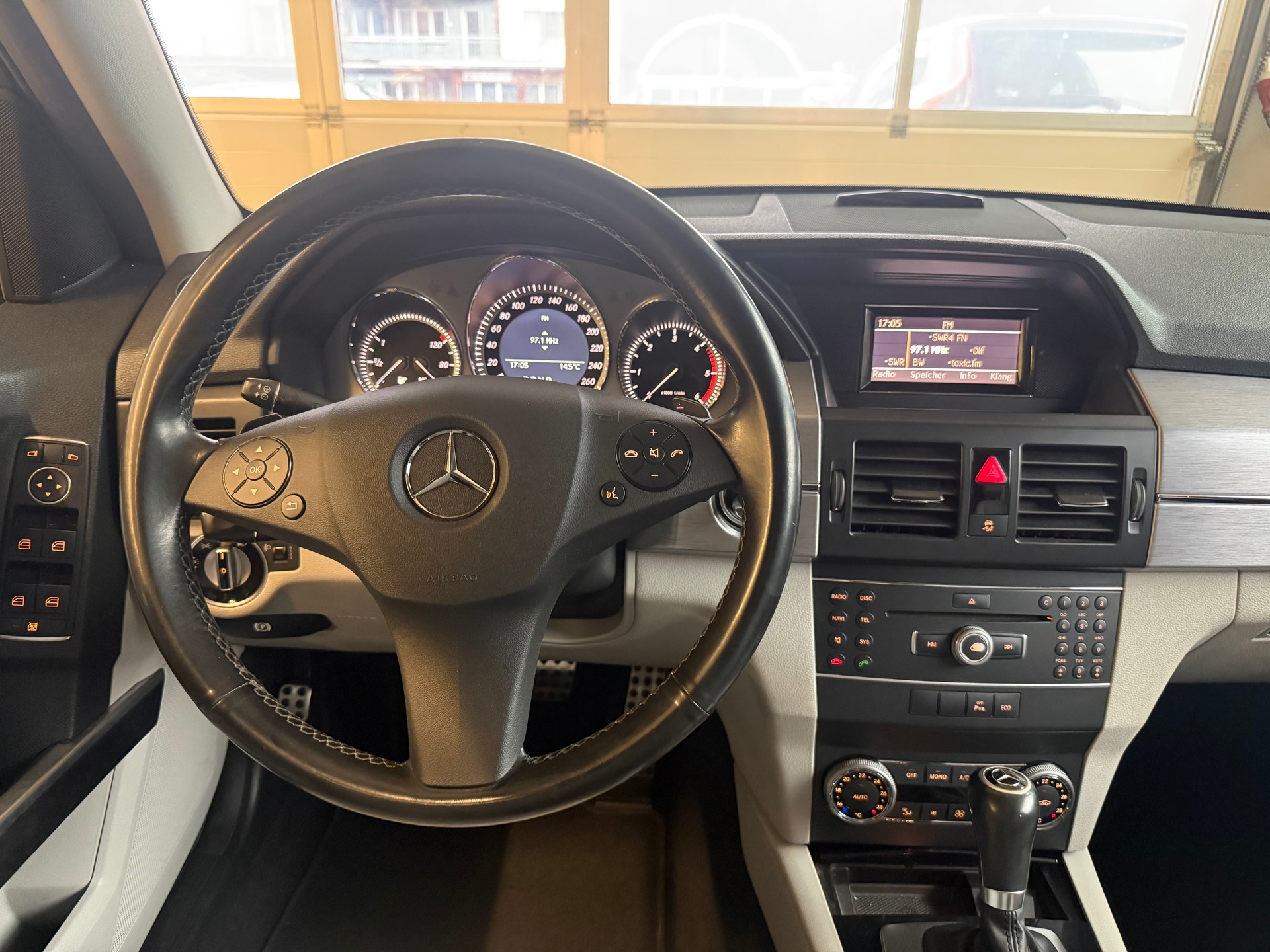 MERCEDES-BENZ GLK 220 CDI BlueEfficiency 4Matic 7G-Tronic-image-13