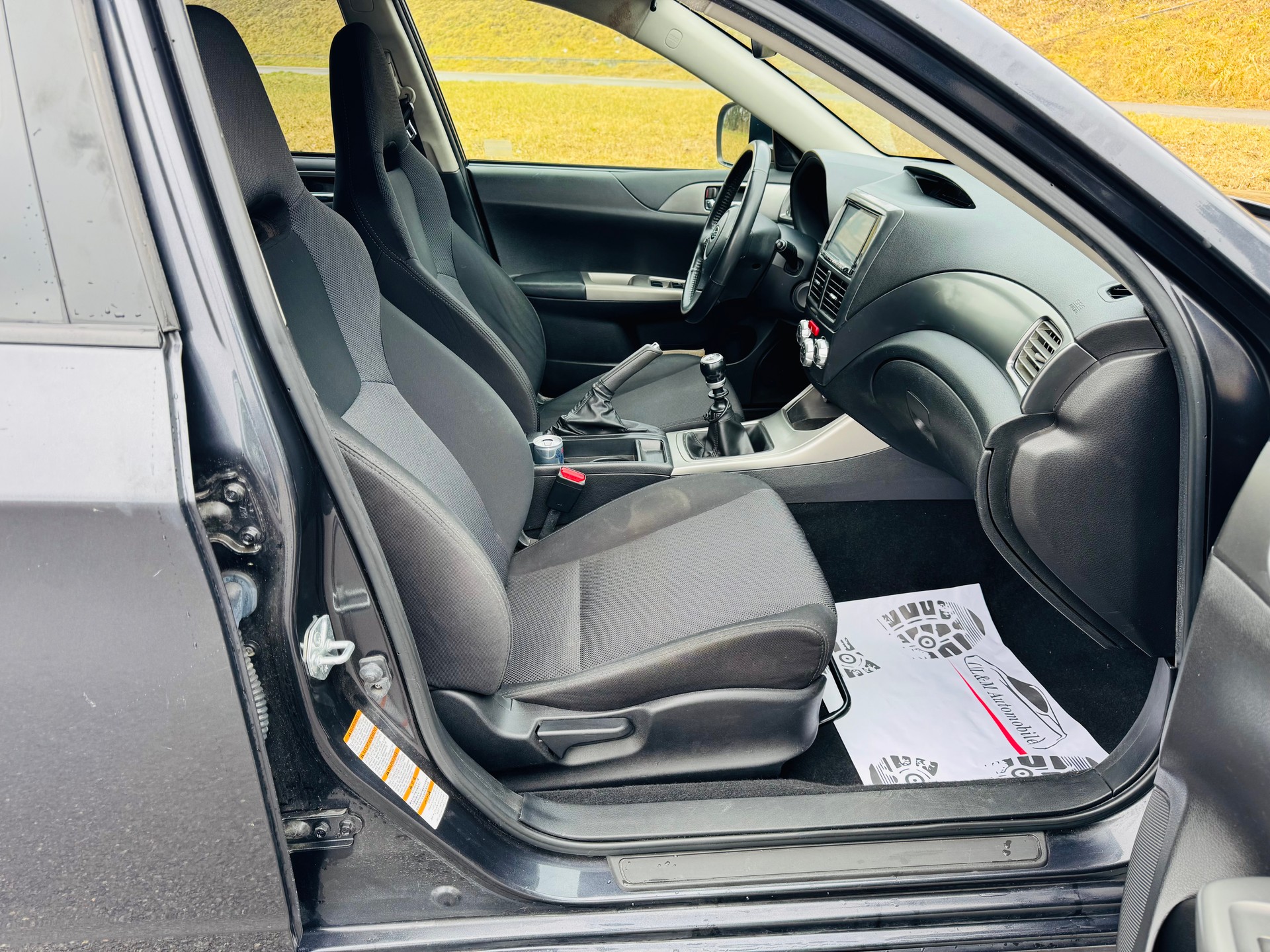 SUBARU Impreza 2.0D Swiss-image-11