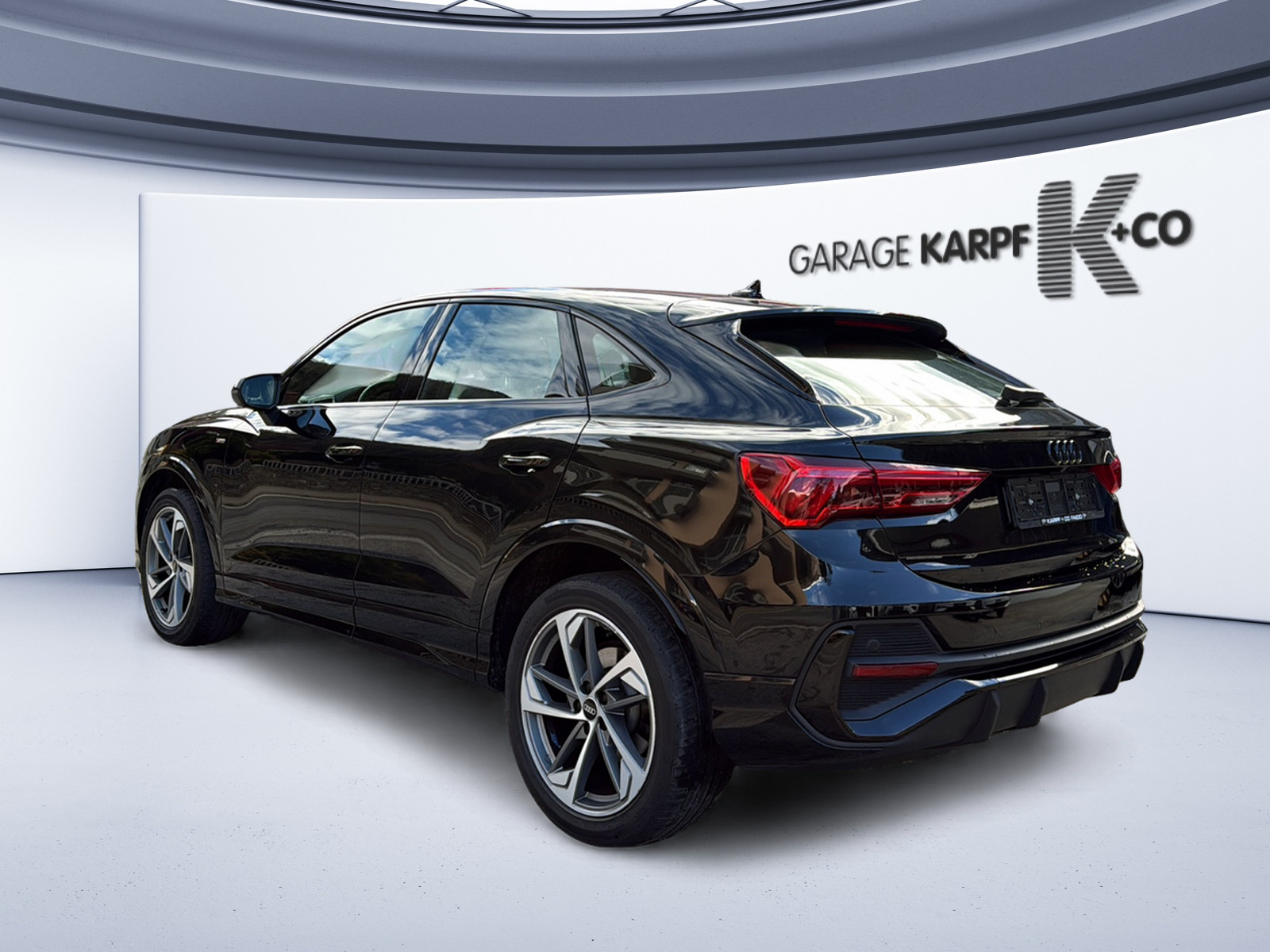 AUDI Q3 Sportback 35 TFSI S line Attraction S-tronic-image-2