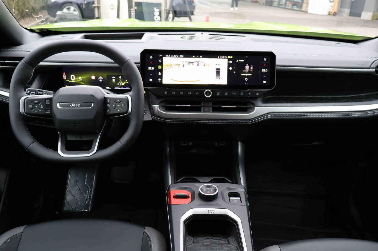 JEEP Compass 1.2 MHEV First Edition-image-9