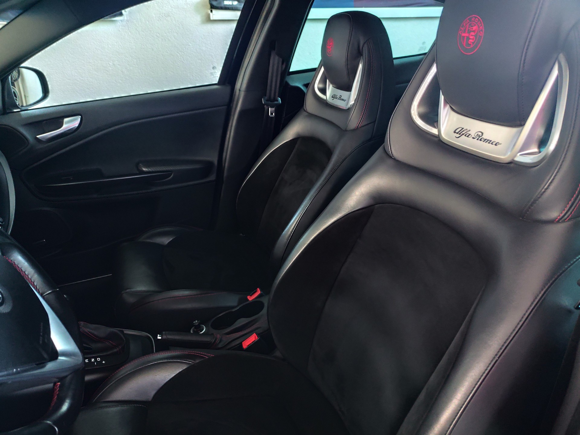 ALFA ROMEO Giulietta 1750 TBi Veloce TCT-image-14