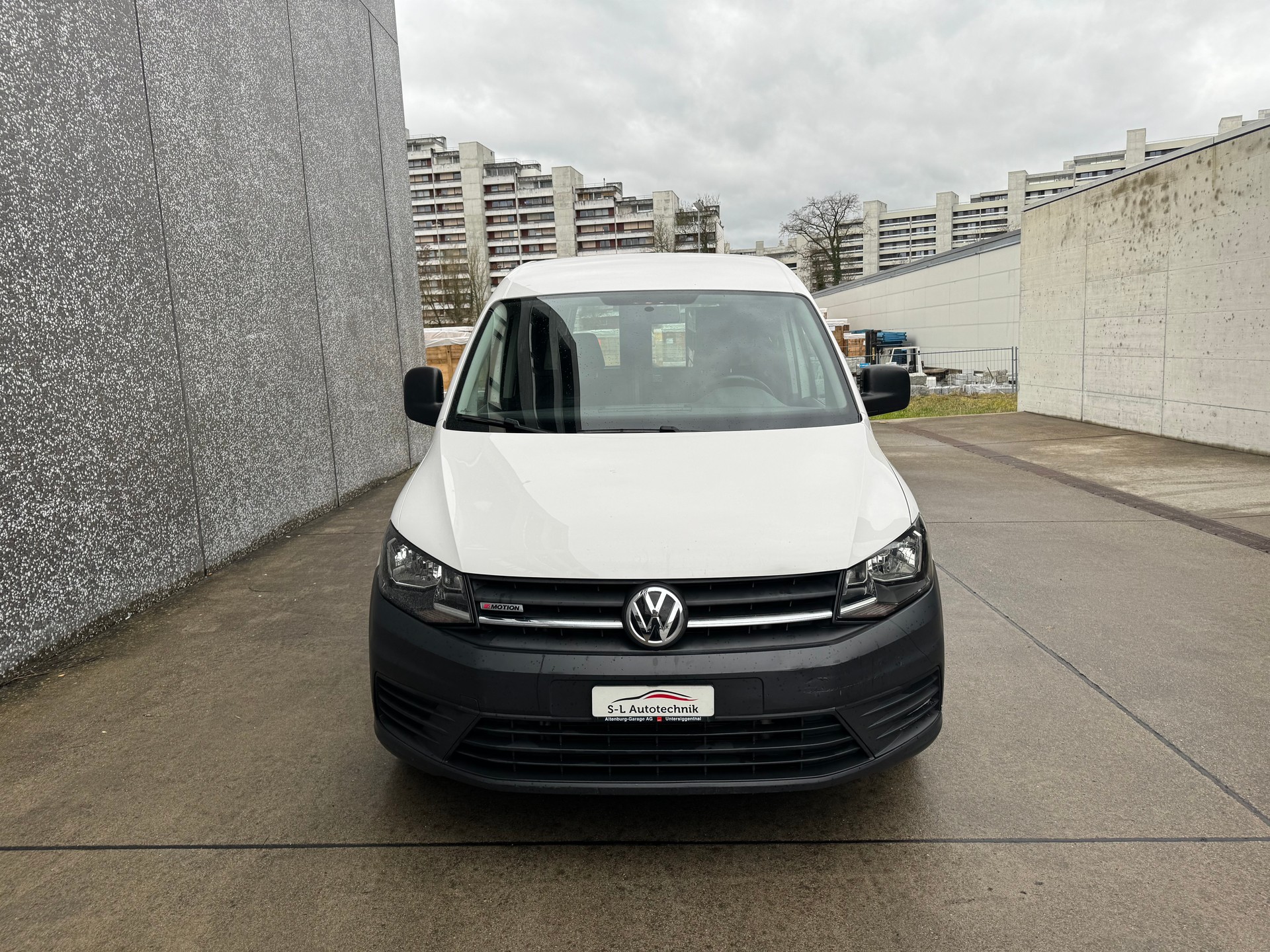 VW Caddy 2.0TDI 4Motion BlueMotion Technology DSG-image-1