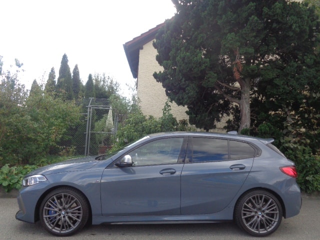BMW M135i xDrive Steptronic-image-1
