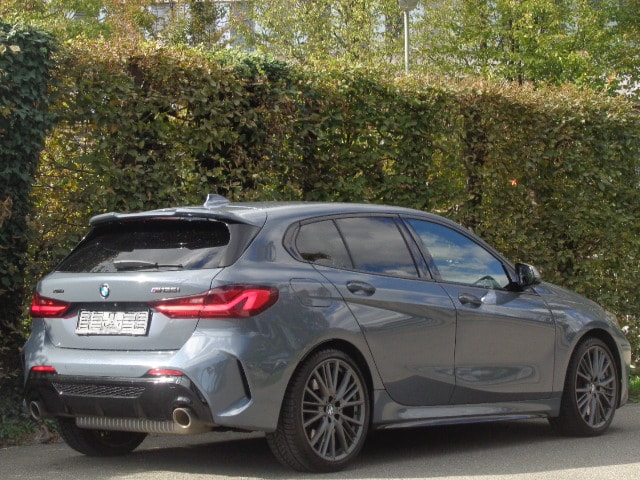 BMW M135i xDrive Steptronic-image-15