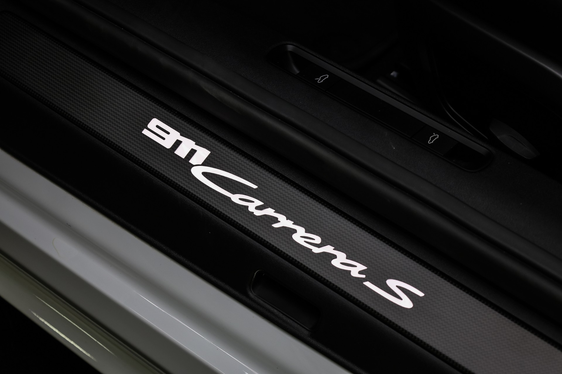 PORSCHE 911 Carrera S PDK-image-21