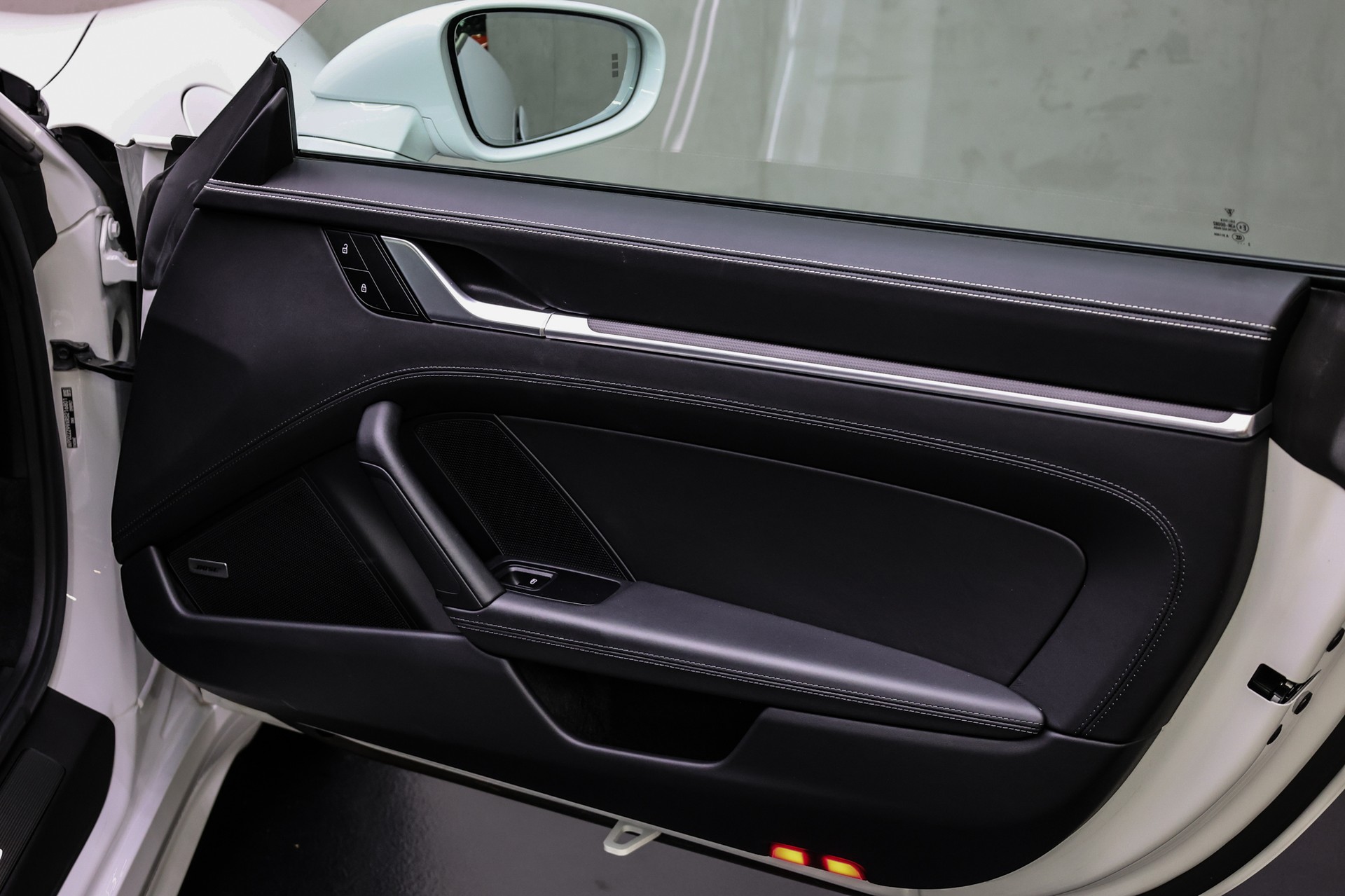 PORSCHE 911 Carrera S PDK-image-34