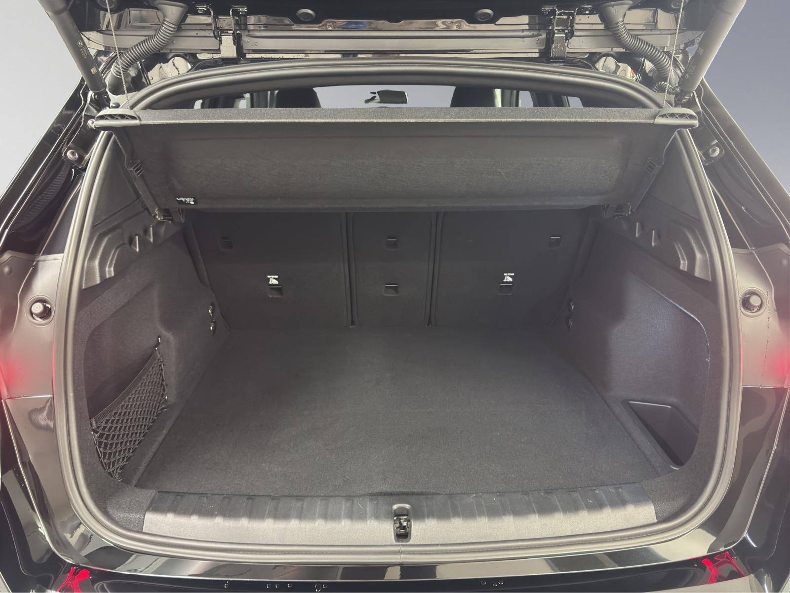 BMW X1 23d xDrive-image-8