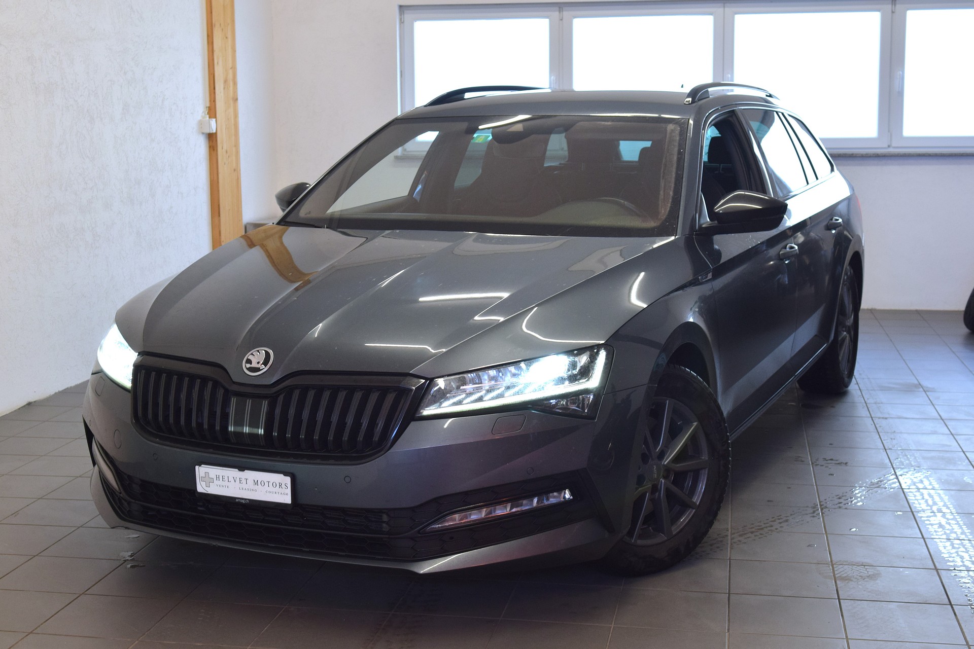 SKODA Superb Combi 2.0 TDi SportLine 4x4 DSG