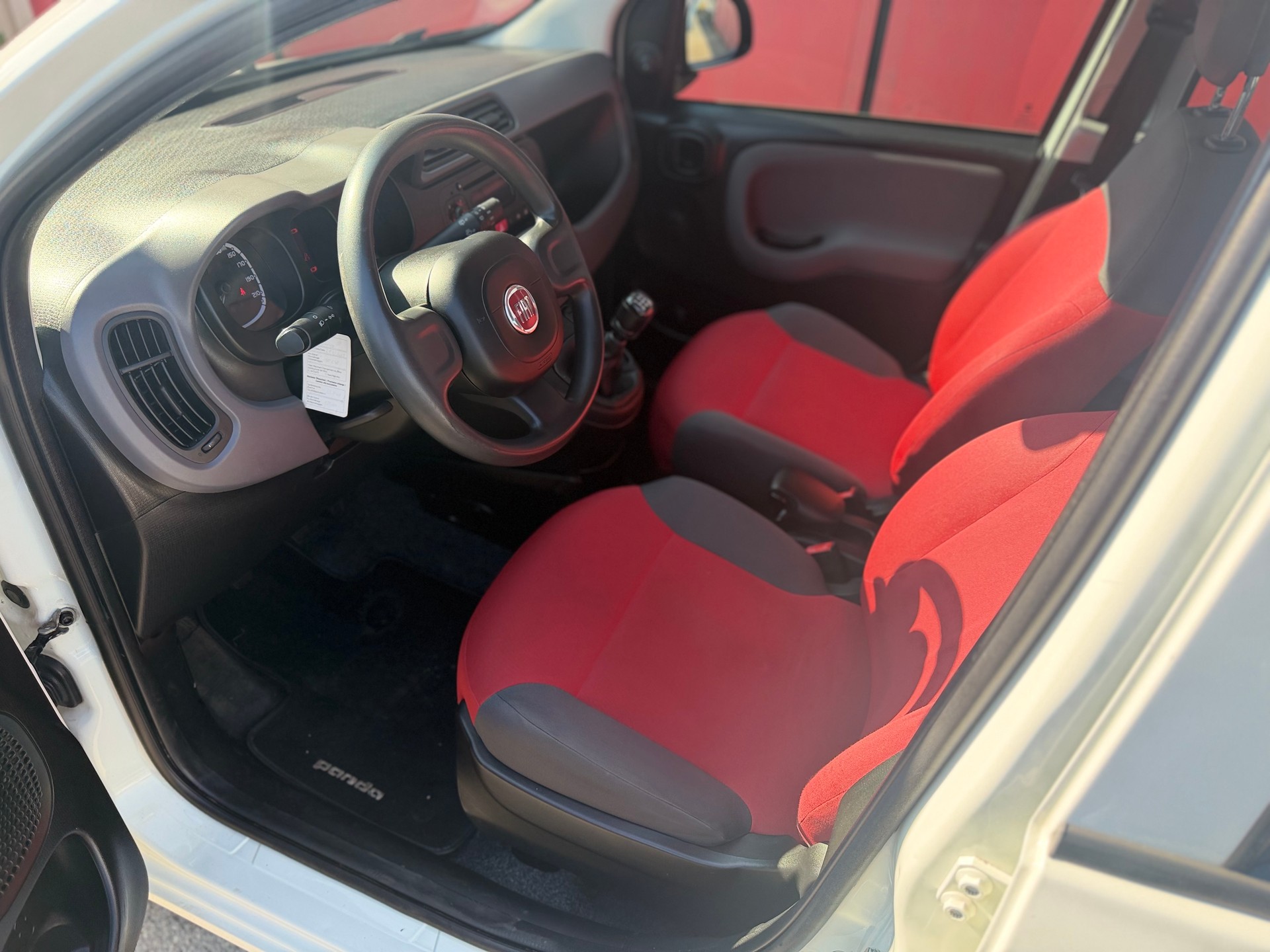 FIAT Panda 1.2 Lounge-image-8