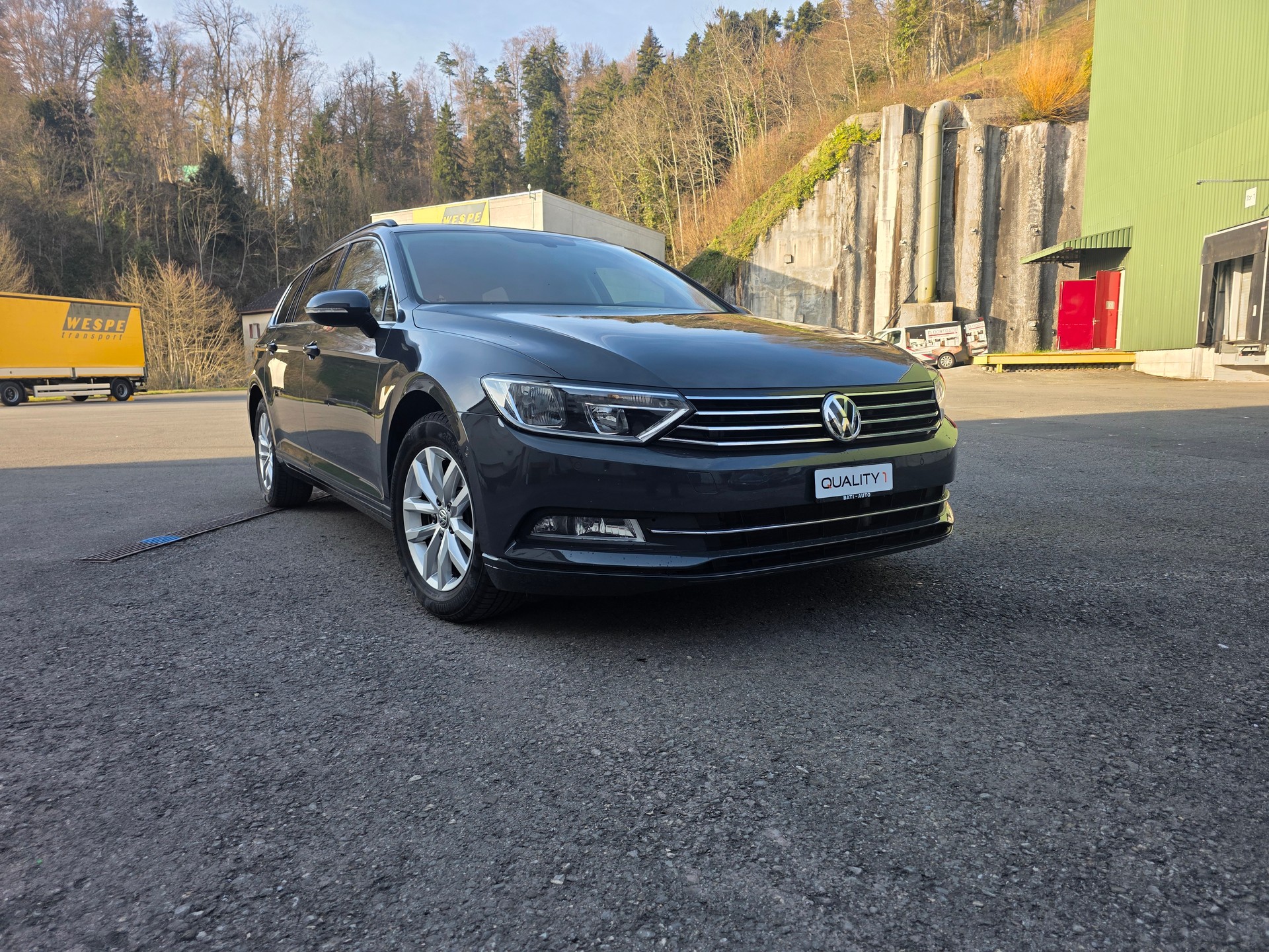 VW Passat Variant 2.0 TDI BMT Highline DSG-image-0