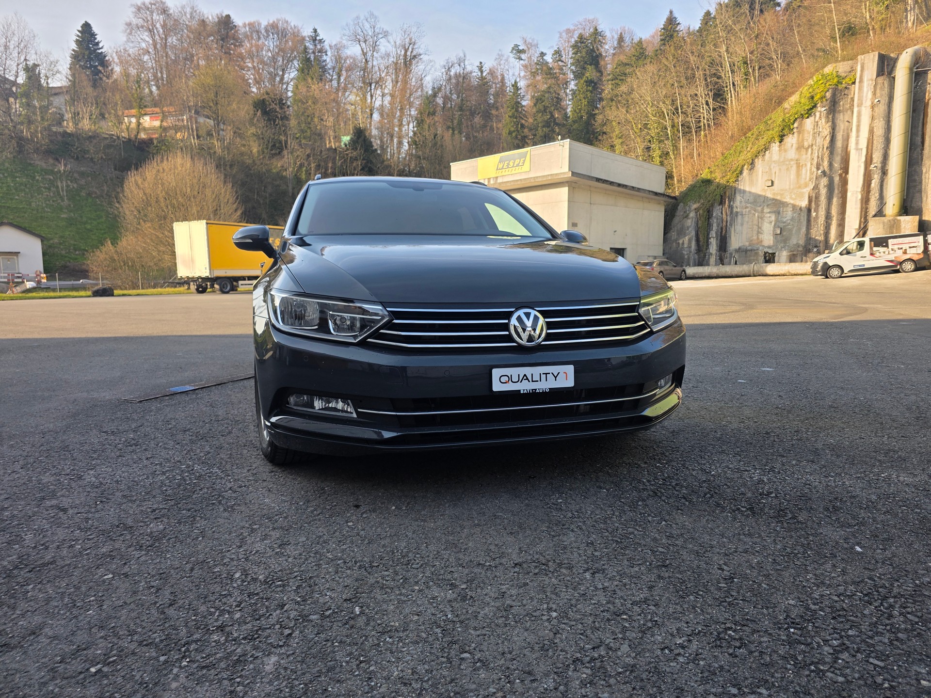 VW Passat Variant 2.0 TDI BMT Highline DSG-image-1