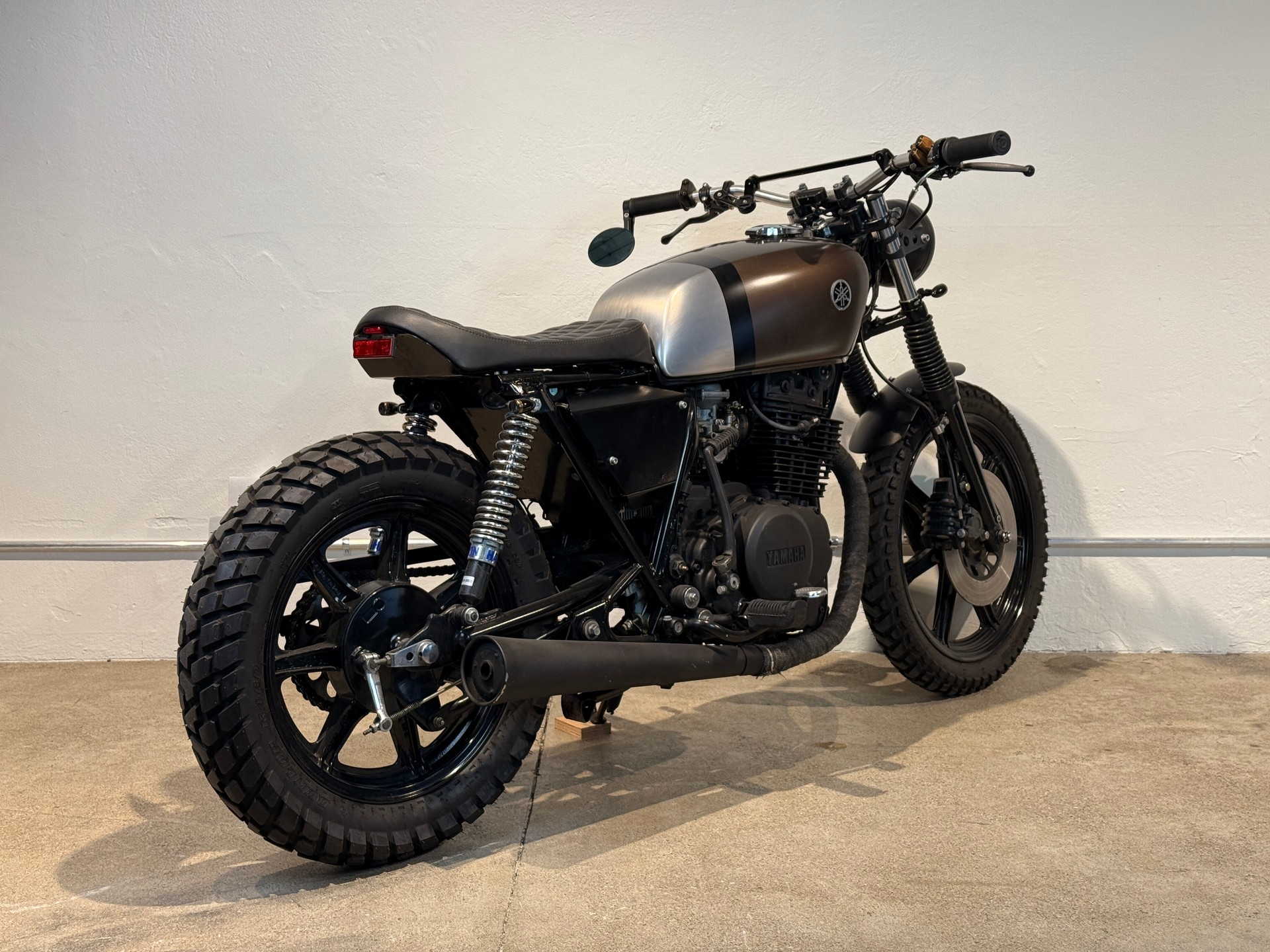 YAMAHA XS 250 SE-image-6