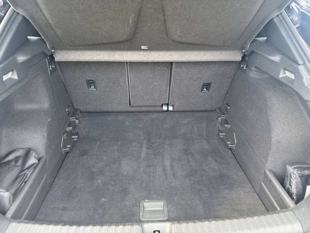 CUPRA Terramar 1.5 eTSI DSG-image-11
