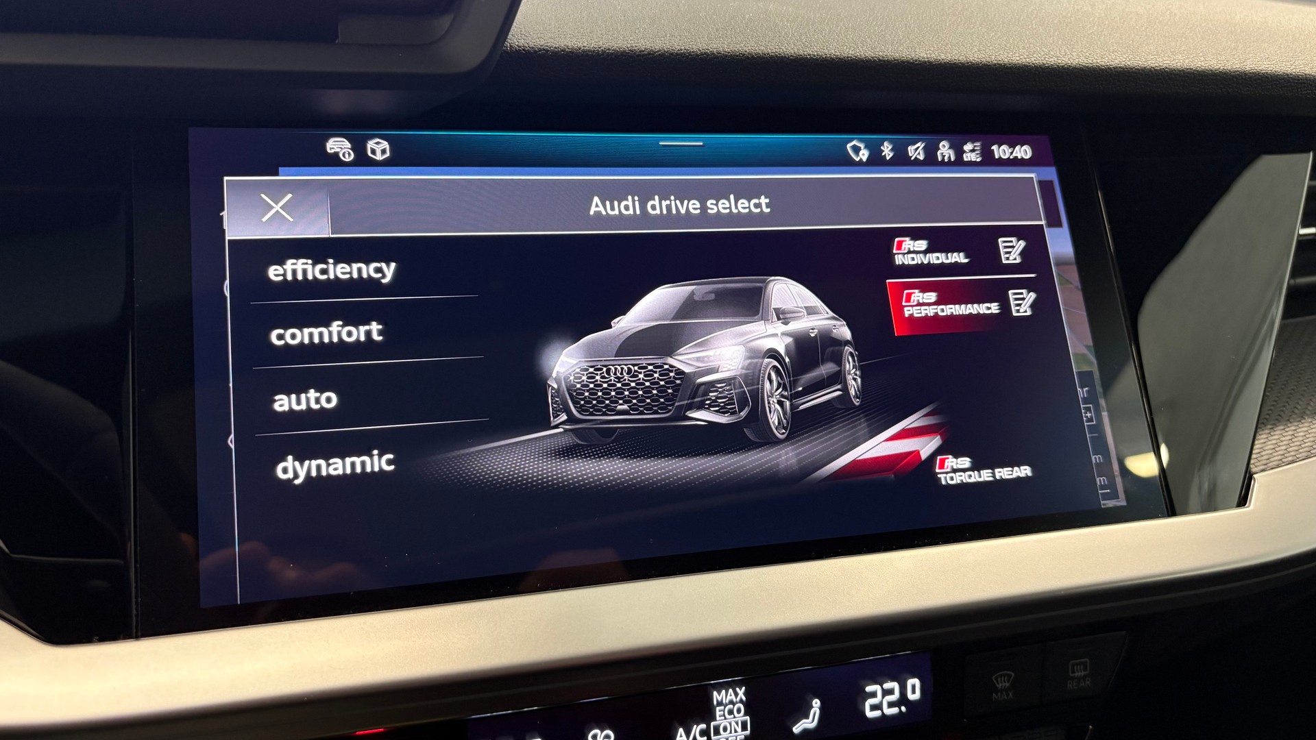 AUDI RS3 Limousine 2.5 TSI quattro S-tronic-image-12