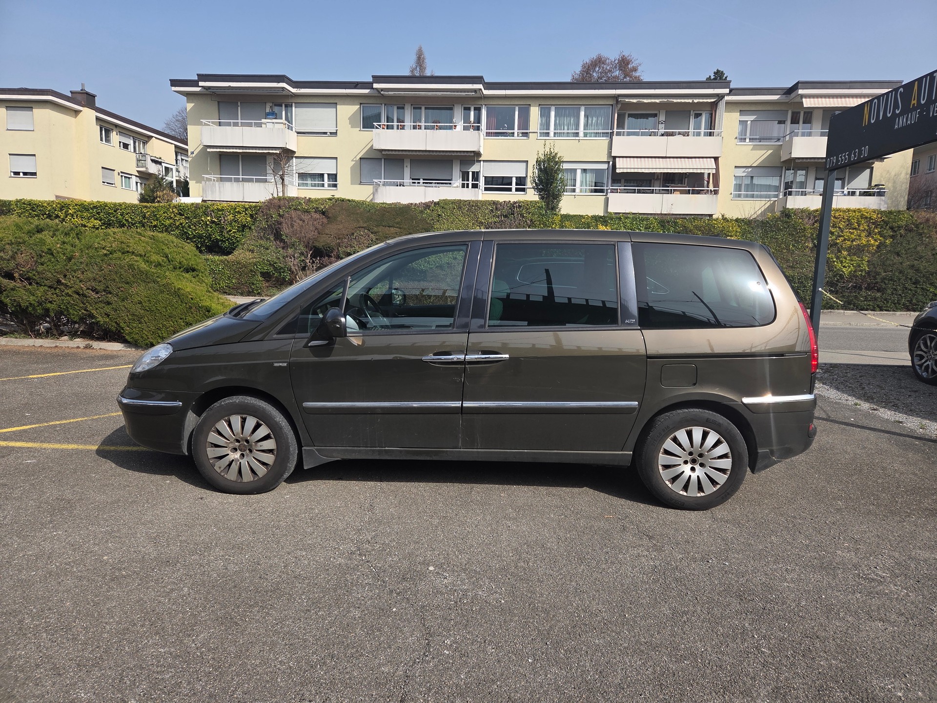 PEUGEOT 807 2.0 16V HDi Family+ Tiptronic-showroom-element-1