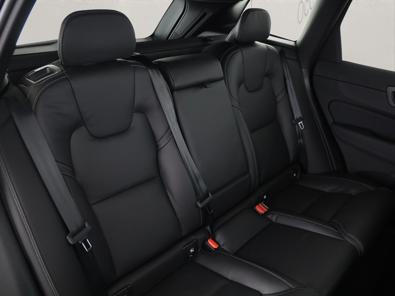 VOLVO XC60 2.0 T8 TE Black Edition eAWD .-image-6