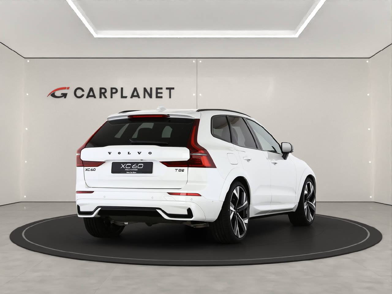 VOLVO XC60 2.0 T8 TE Black Edition eAWD .-image-1
