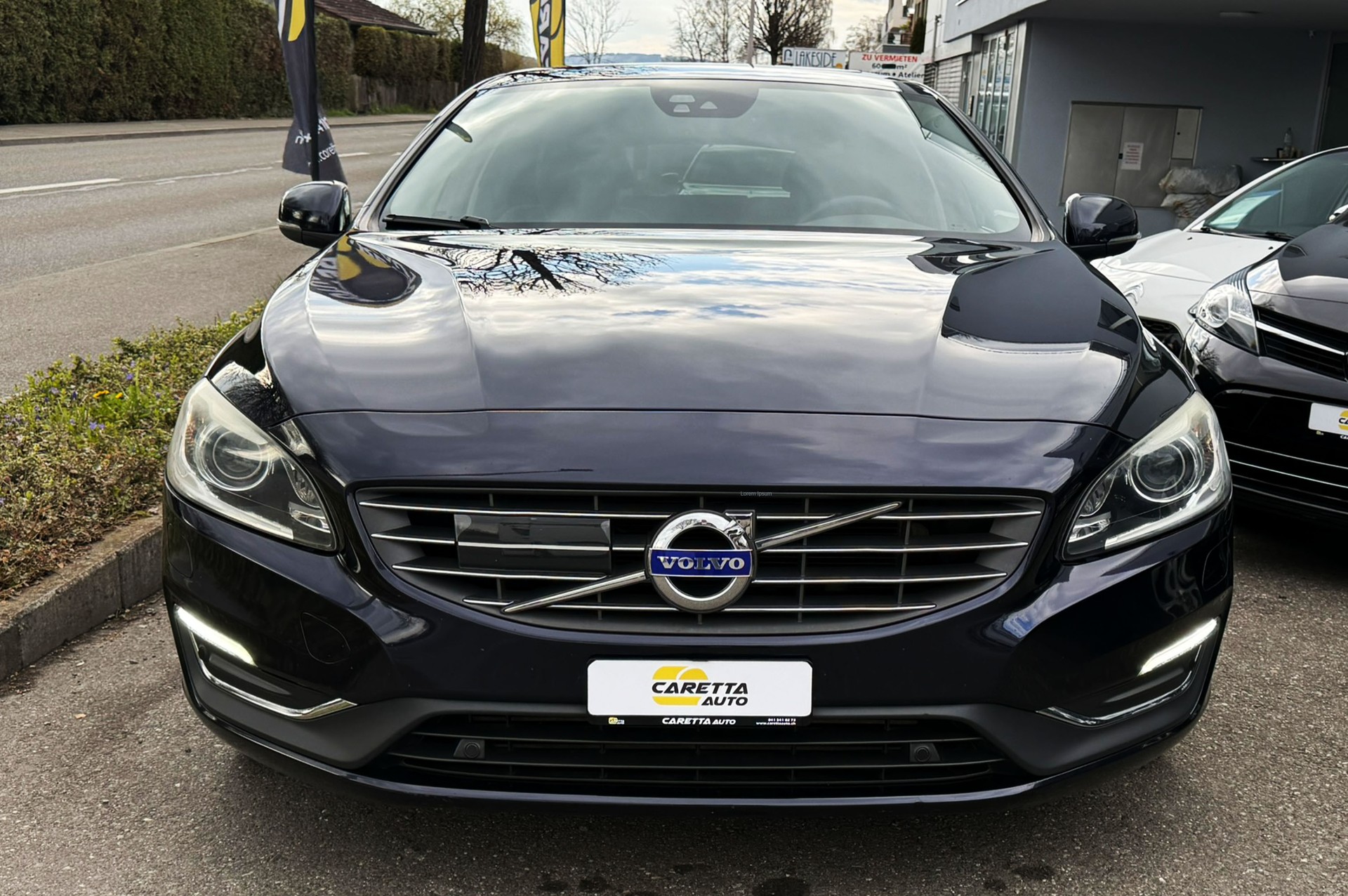 VOLVO V60 D4 Summum Geartronic-image-1