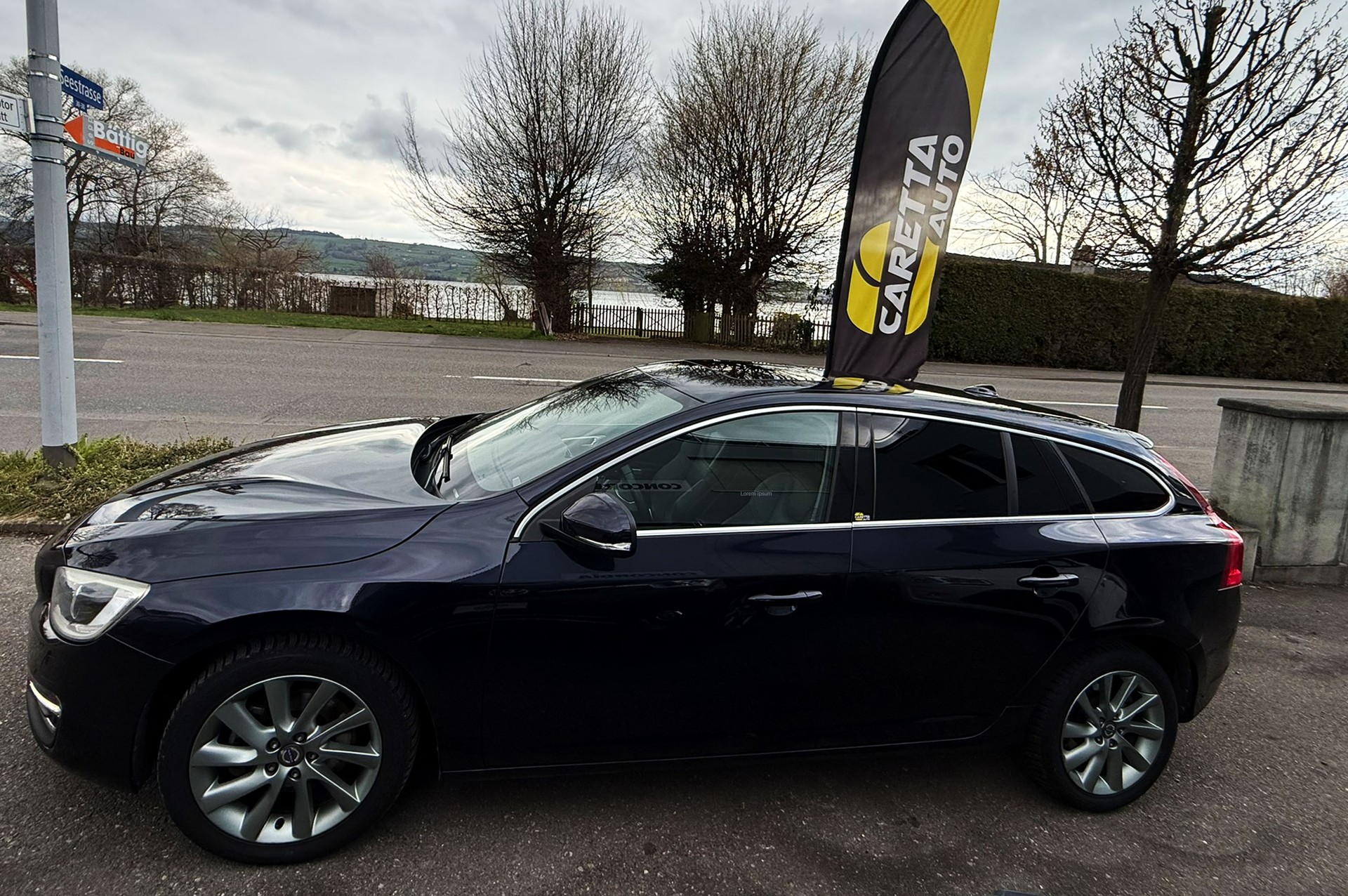 VOLVO V60 D4 Summum Geartronic-image-3