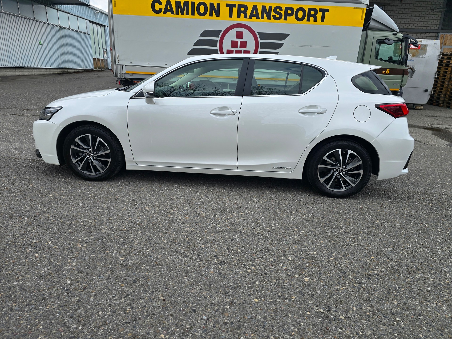 LEXUS CT 200h 1.8 excellence CVT-image-8