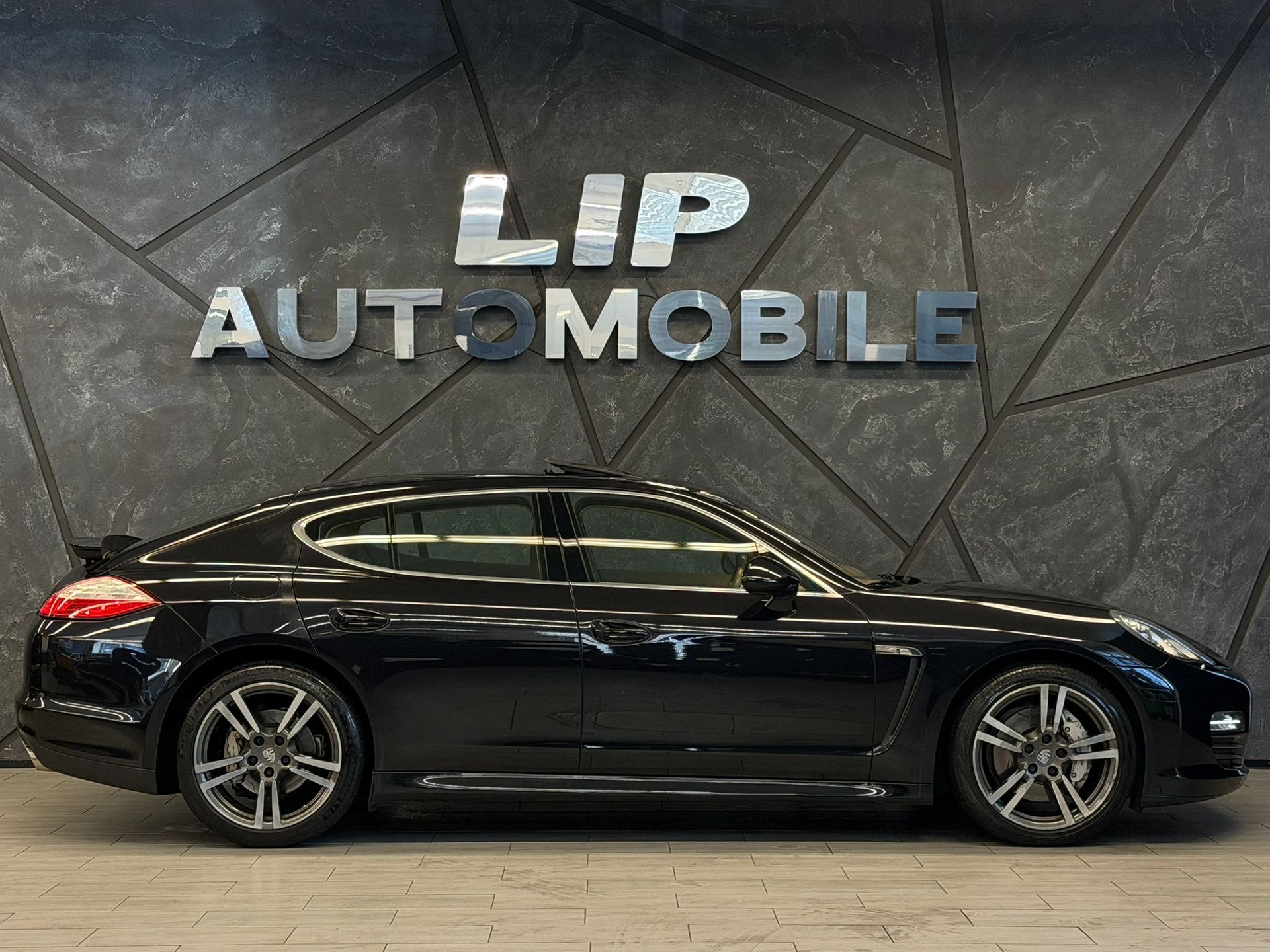 PORSCHE Panamera 4S 4.8 PDK-image-3