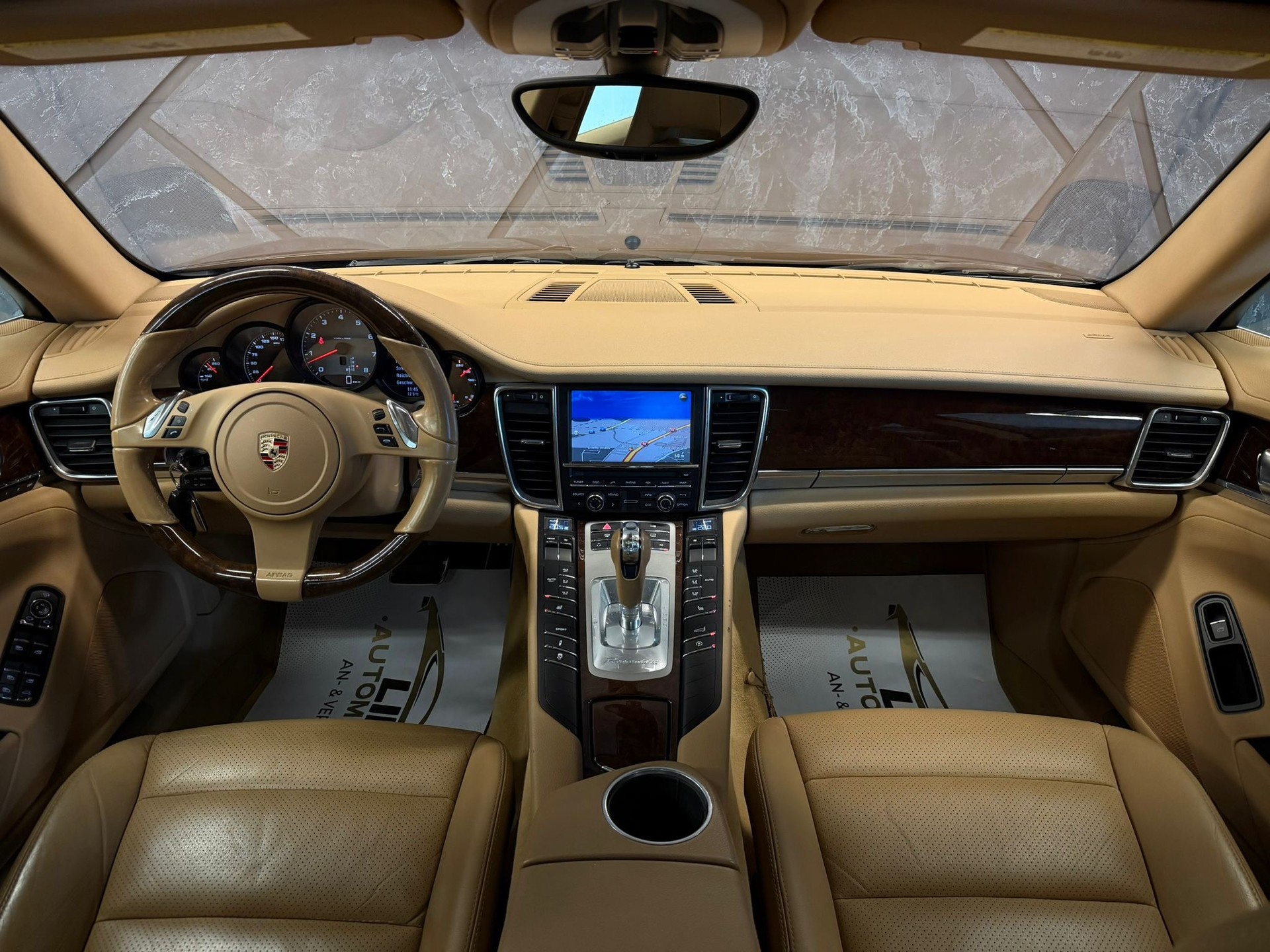PORSCHE Panamera 4S 4.8 PDK-image-8