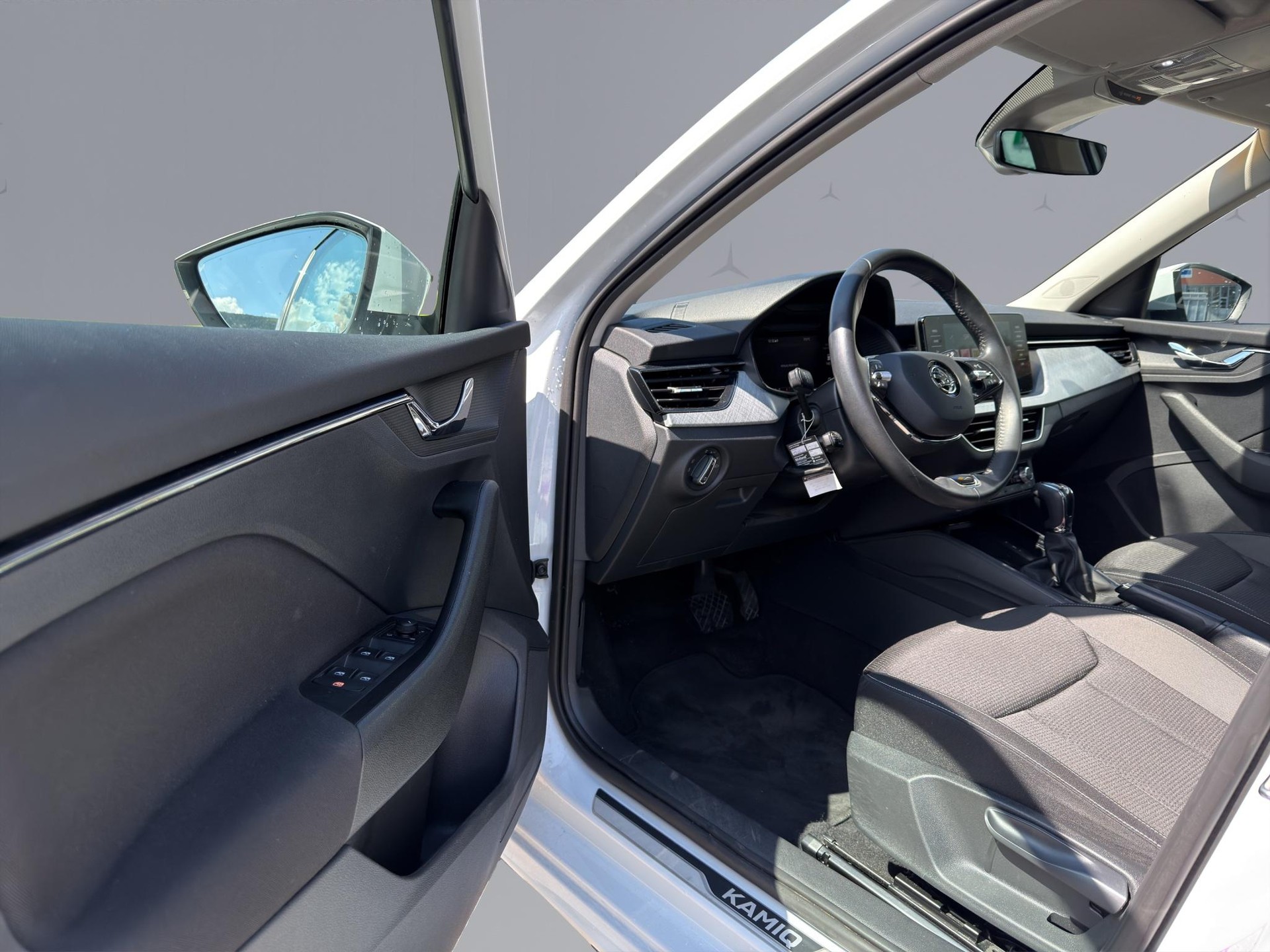 SKODA Kamiq 1.0 TSI Tour DSG-image-13