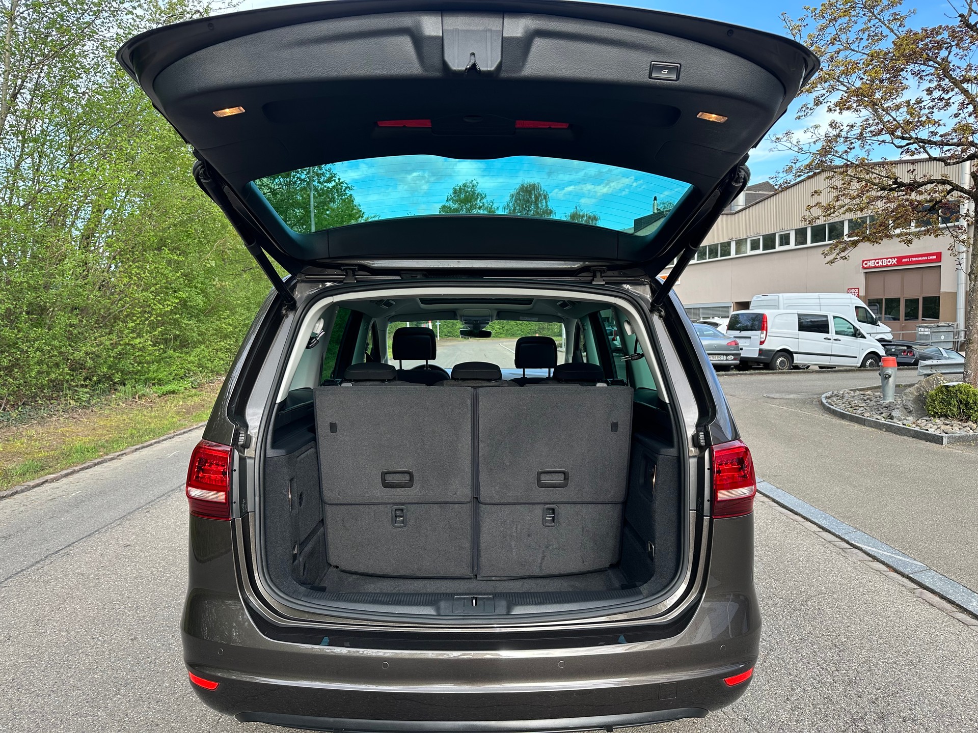 VW Sharan 2.0 TSI BMT Comfortline 7-Sitzer-image-7