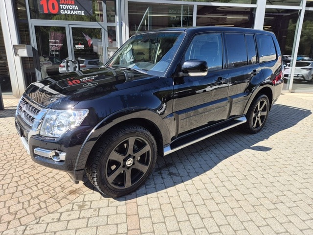 MITSUBISHI Pajero 3.2 DI-D Style Automatic-image-2
