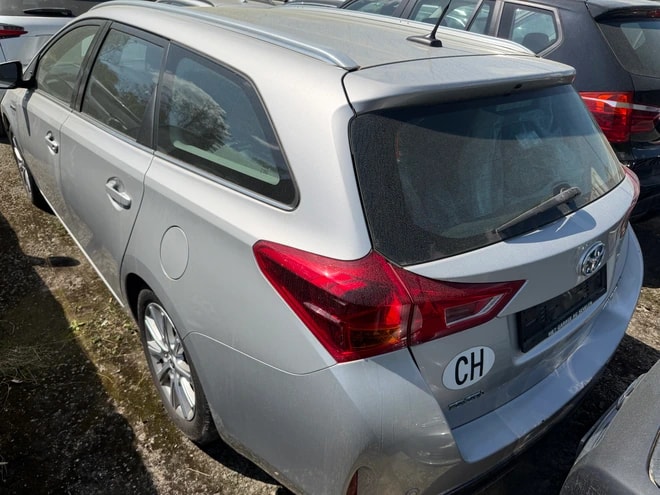 TOYOTA Auris Touring Sports 1.8 16V HSD Linea Sol-image-2