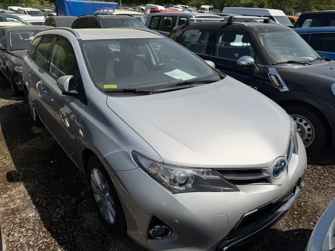 TOYOTA Auris Touring Sports 1.8 16V HSD Linea Sol-image-1
