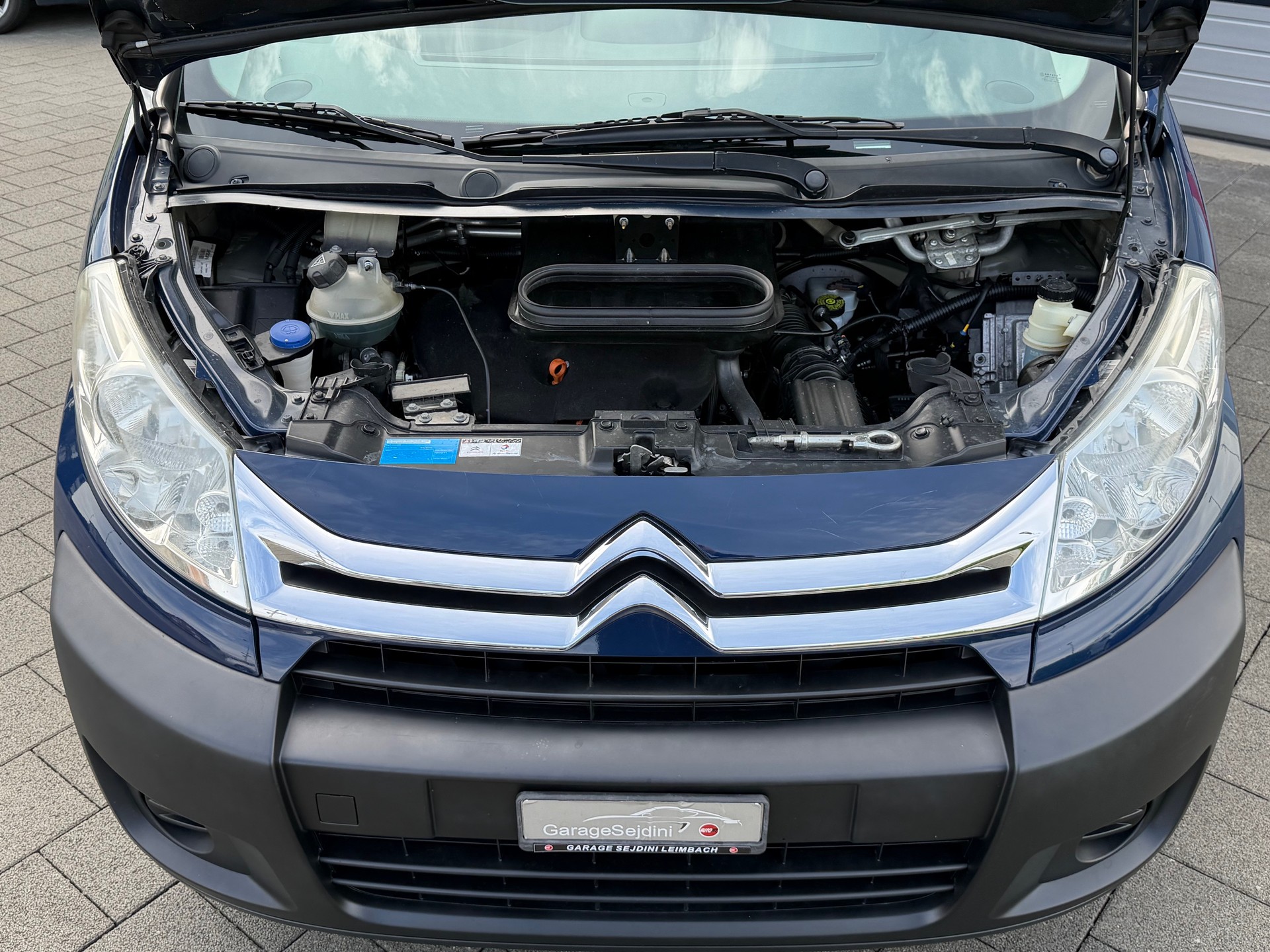 CITROEN Jumpy 2.0 HDi L2H1 Attraction-image-15
