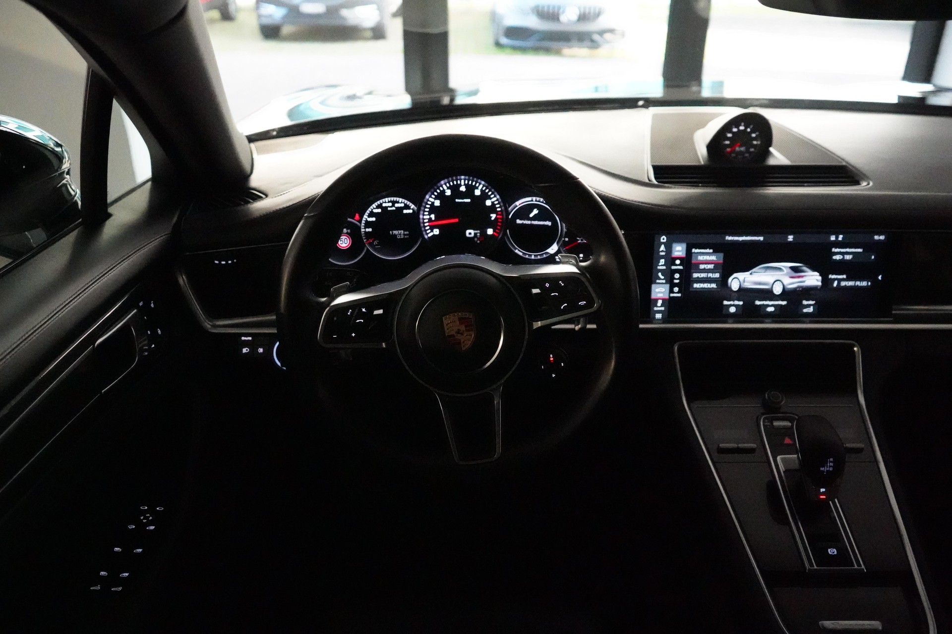 PORSCHE Panamera Sport Turismo 3.0 V6 4-image-7