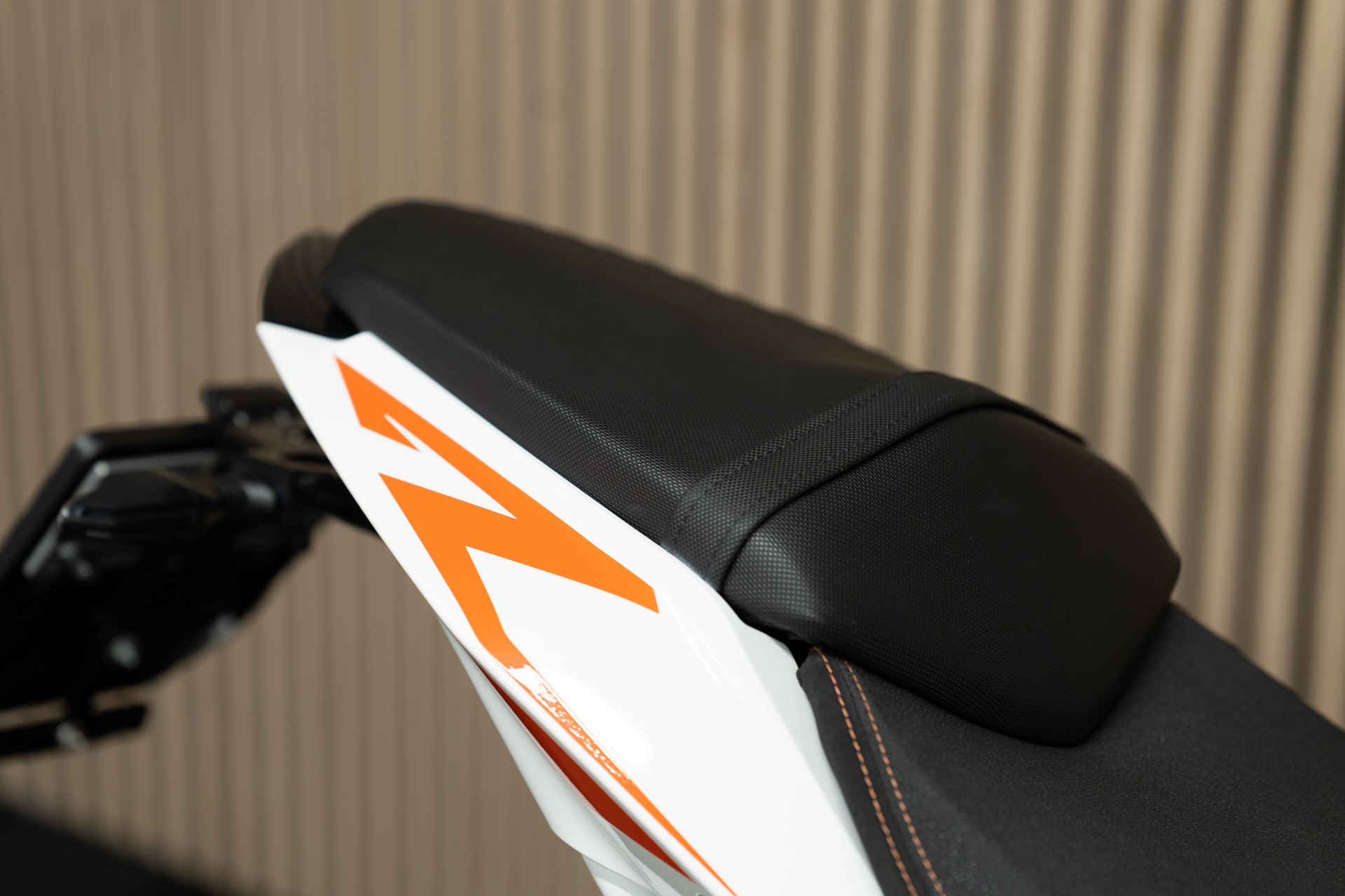KTM 1290 Super Duke R-image-8